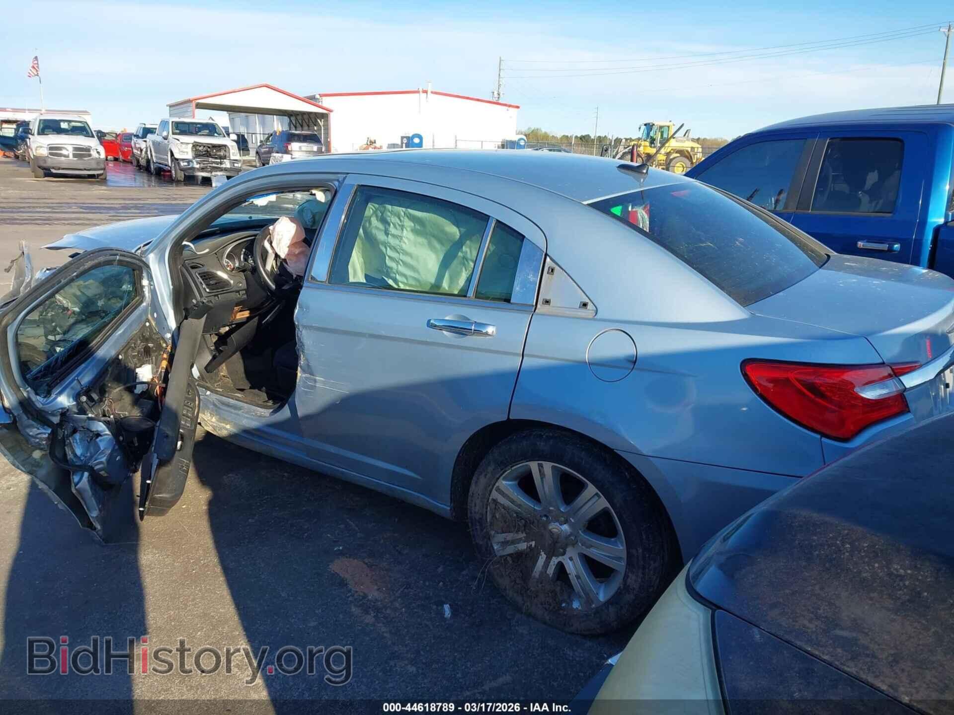 2013 CHRYSLER 200 - VIN: 1C3CCBBB5DN593009 - Фото 3
