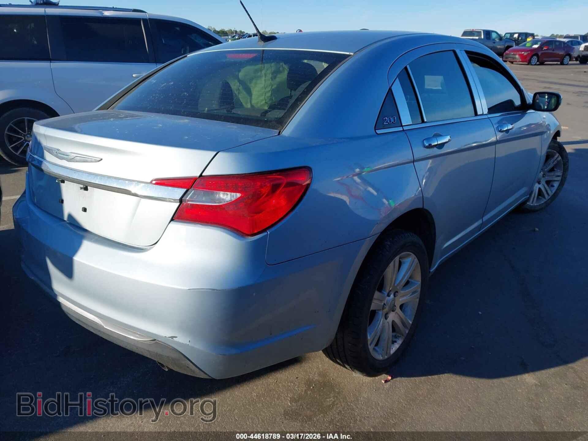 2013 CHRYSLER 200 - VIN: 1C3CCBBB5DN593009 - Фото 4