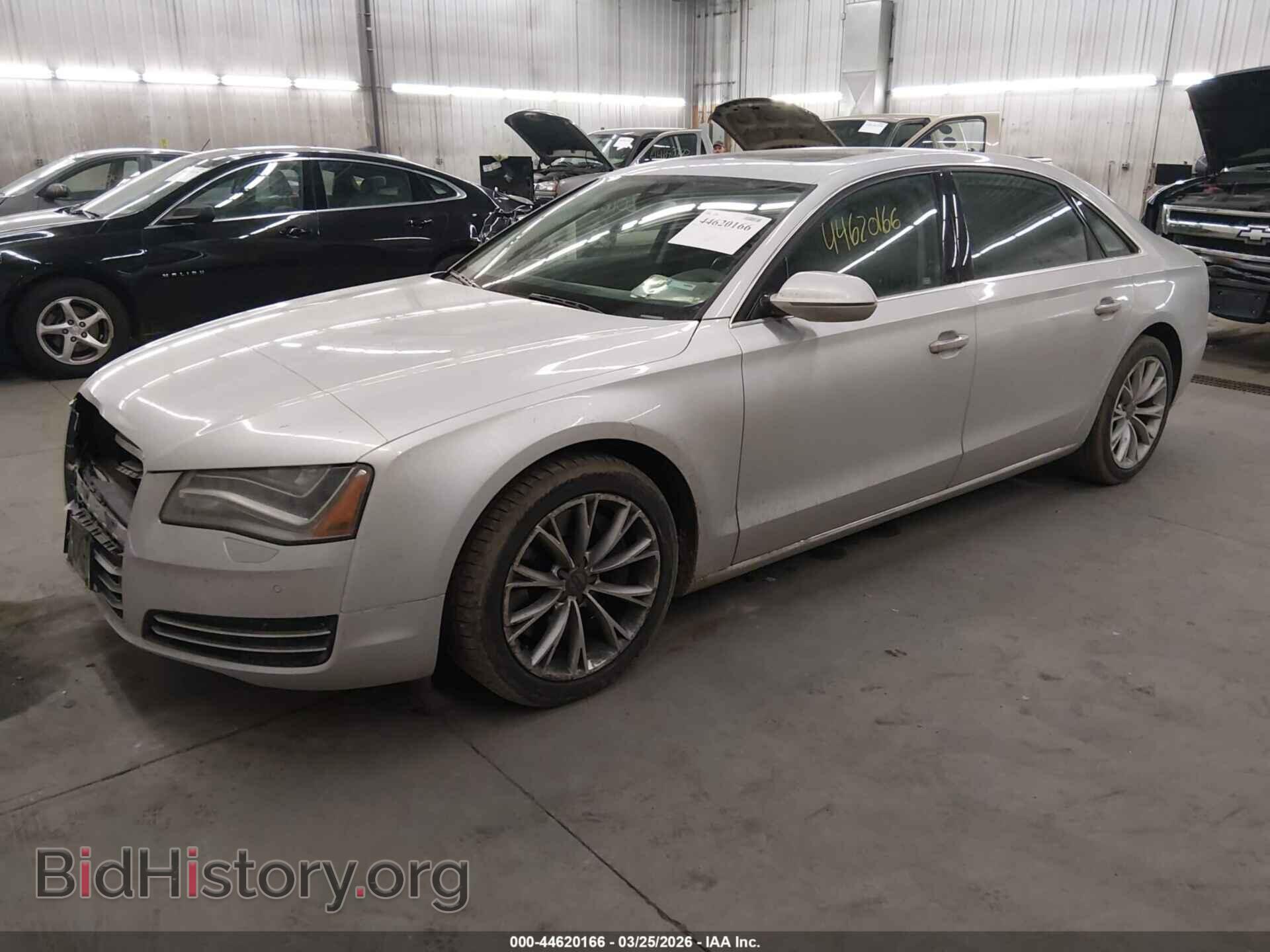 2012 AUDI A8 L - VIN: WAURVAFD3CN010907 - Фото 2