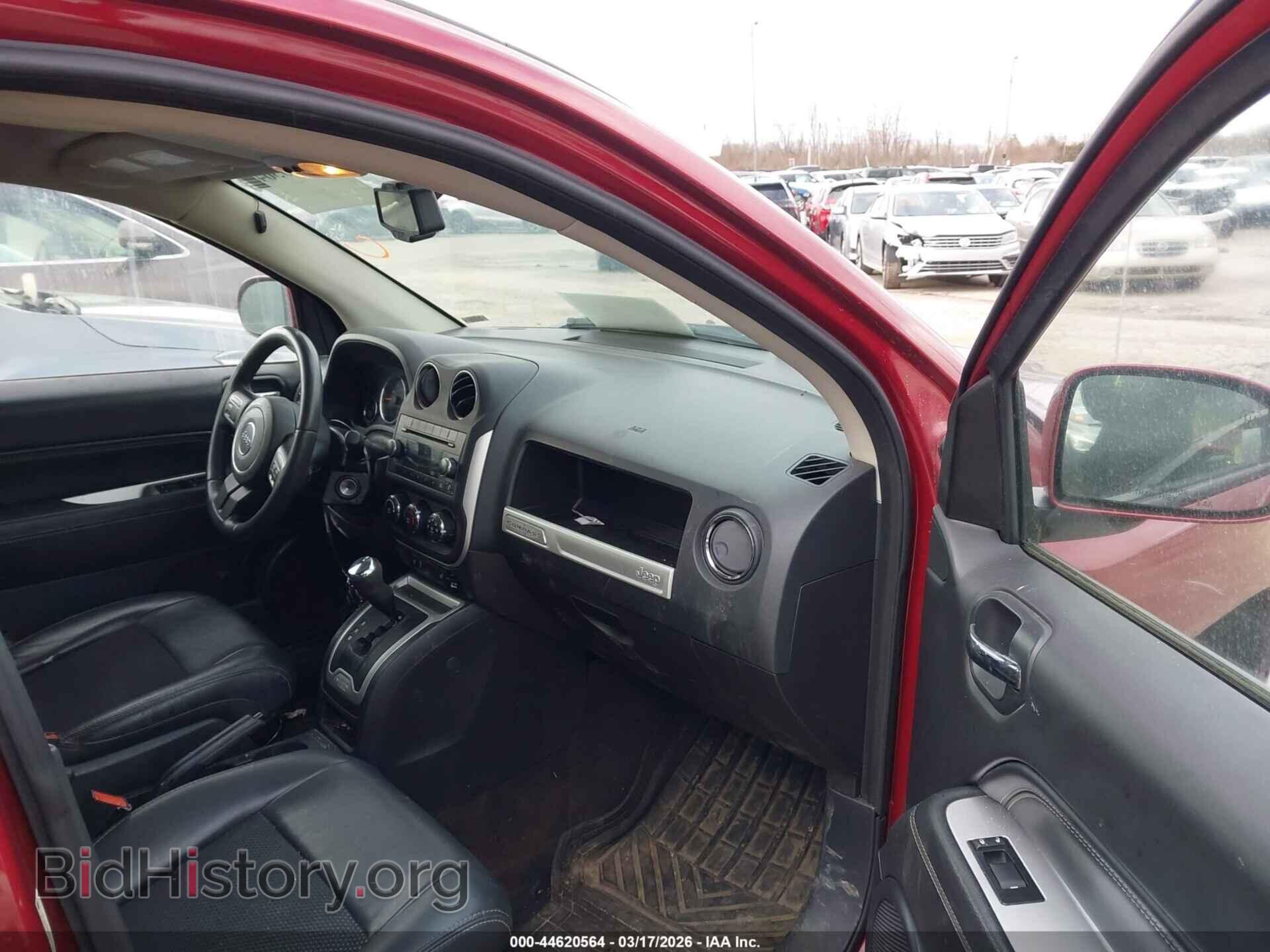 2014 JEEP COMPASS - VIN: 1C4NJCEA0ED676566 - Photo 5