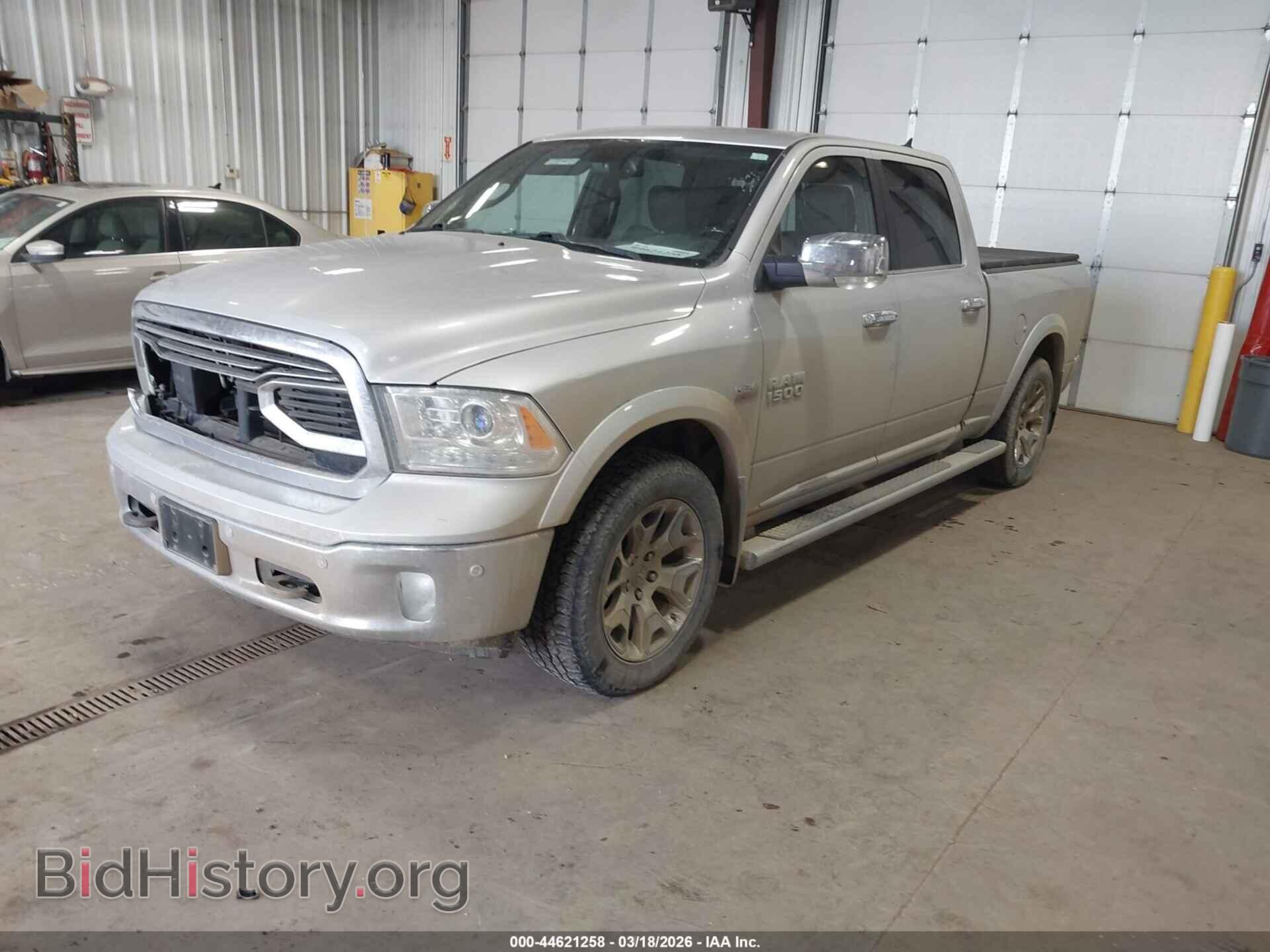 2018 RAM 1500 - VIN: 1C6RR7WT5JS204796 - Фото 2