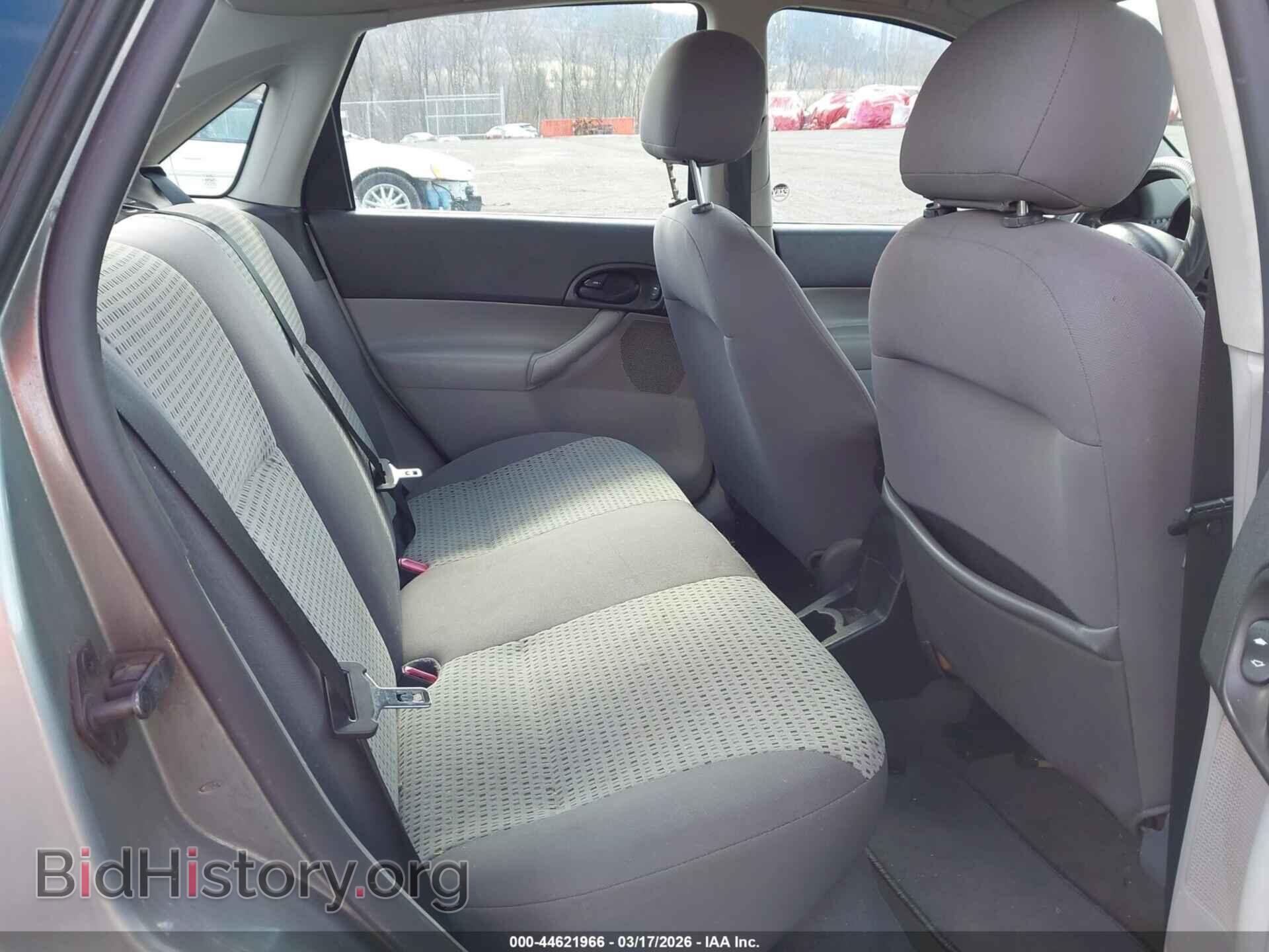 2006 FORD FOCUS - VIN: 1FAFP34N76W247217 - Фото 8