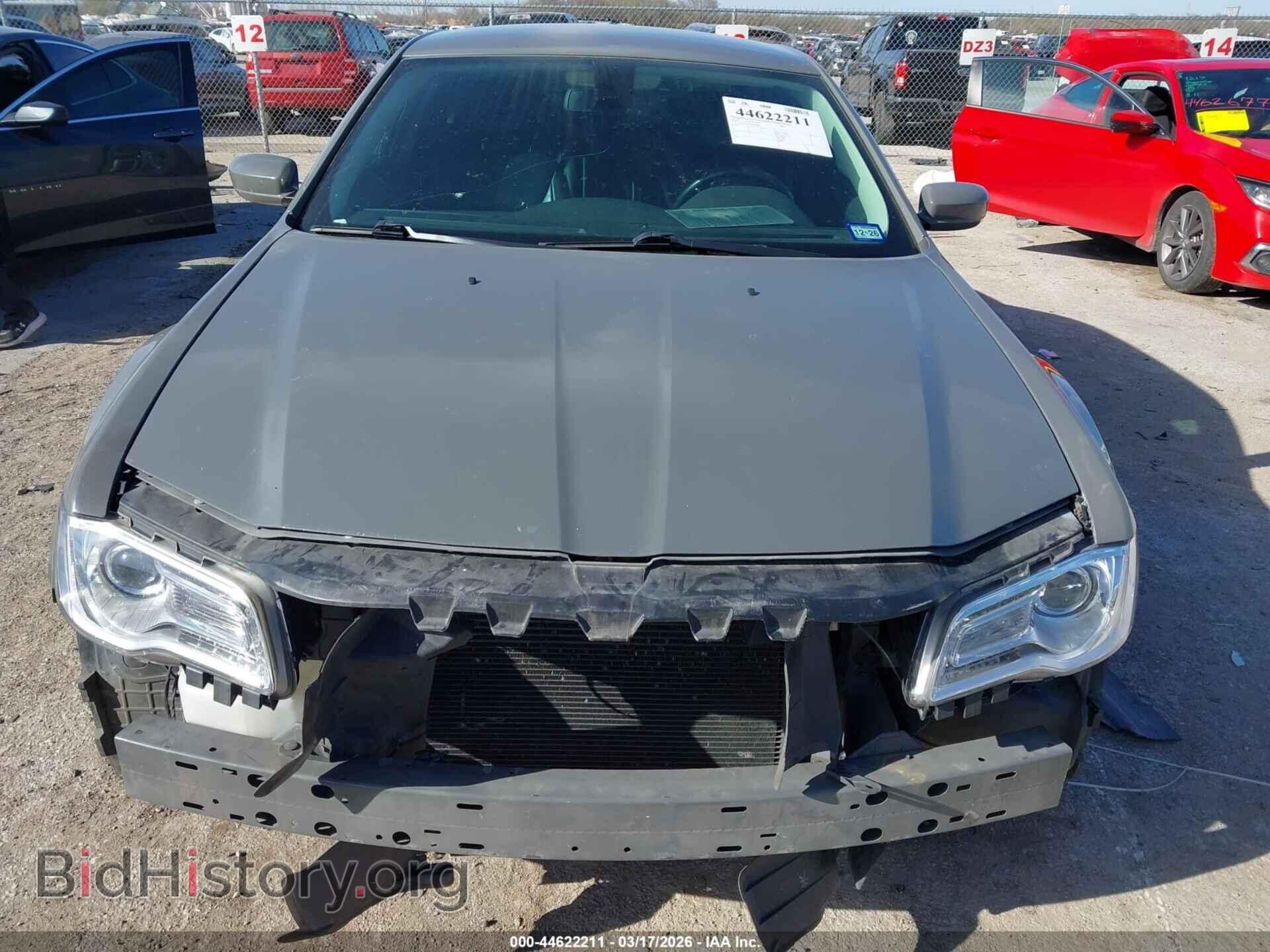 2018 CHRYSLER 300 - VIN: 2C3CCAAG5JH253998 - Фото 6