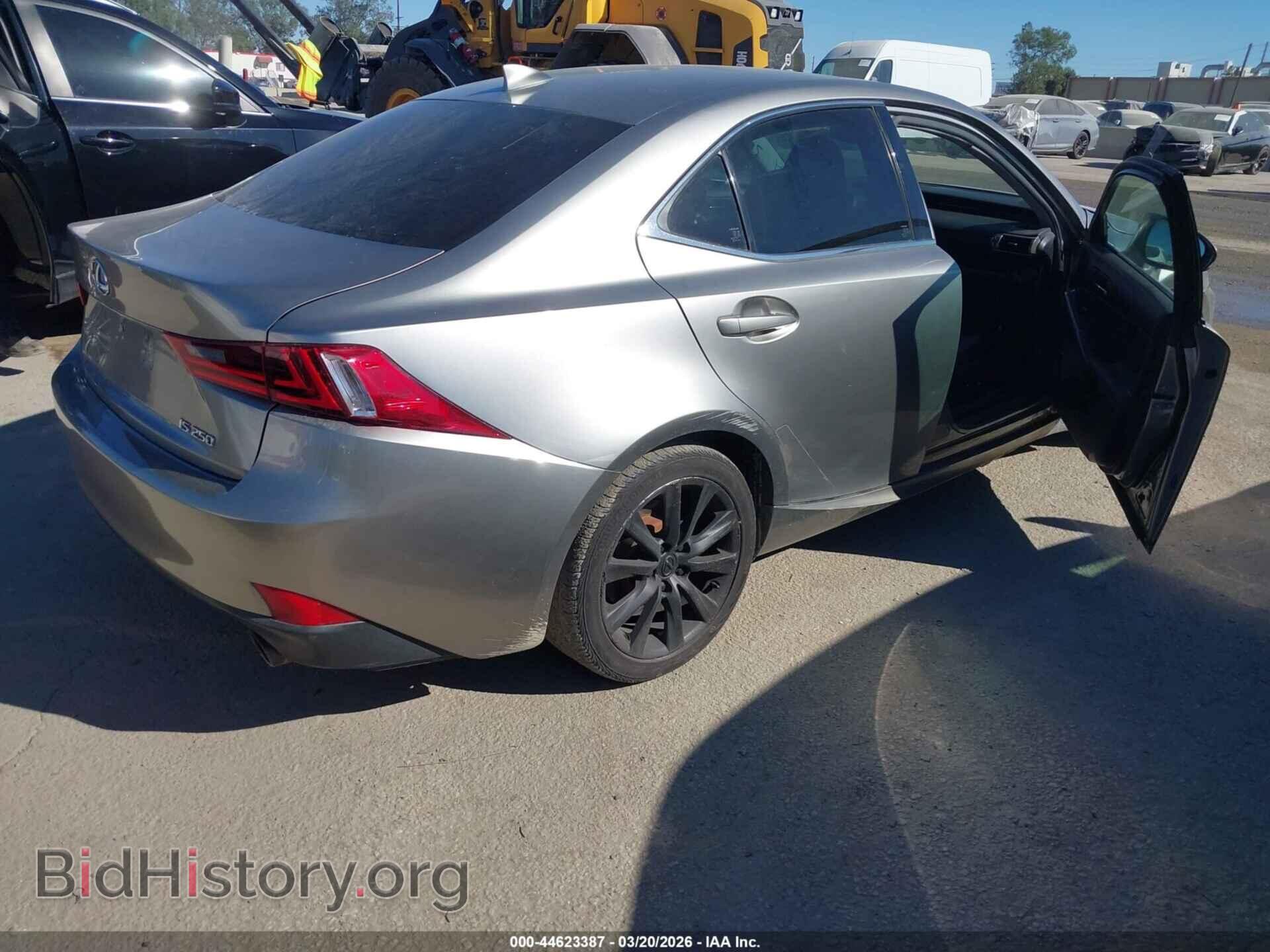 2015 LEXUS IS 250 - VIN: JTHBF1D22F5068402 - Фото 4
