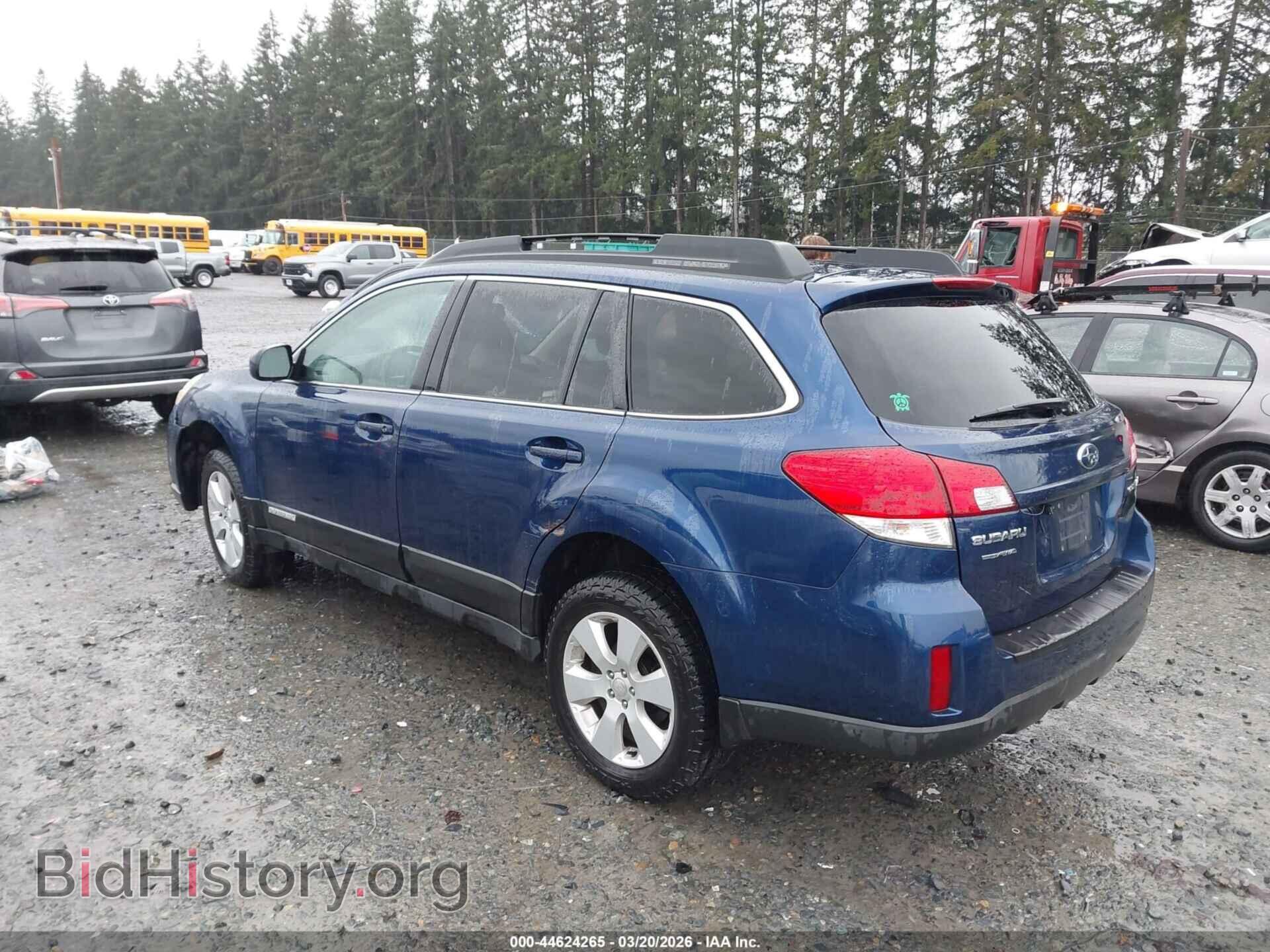 2011 SUBARU OUTBACK - VIN: 4S4BRCCC8B3369756 - Photo 3