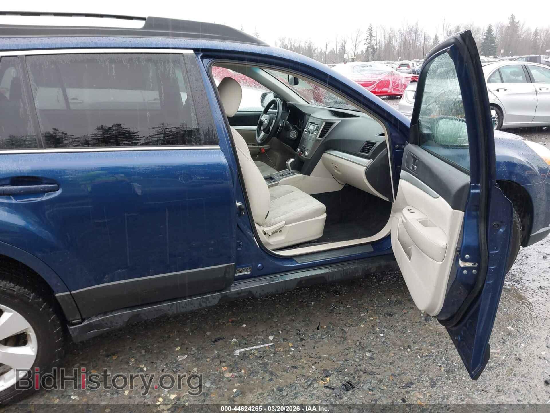 2011 SUBARU OUTBACK - VIN: 4S4BRCCC8B3369756 - Photo 5