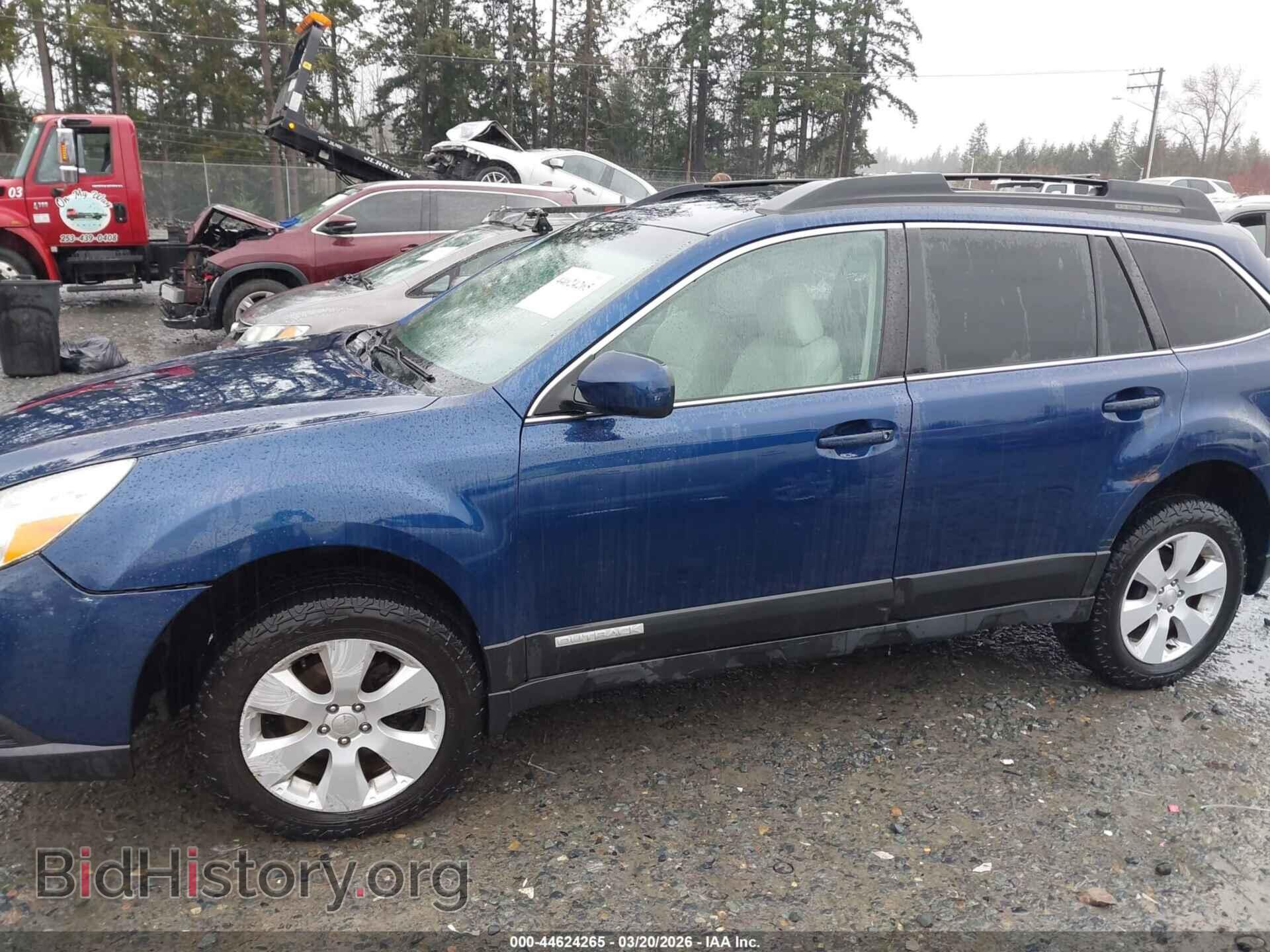 2011 SUBARU OUTBACK - VIN: 4S4BRCCC8B3369756 - Photo 6