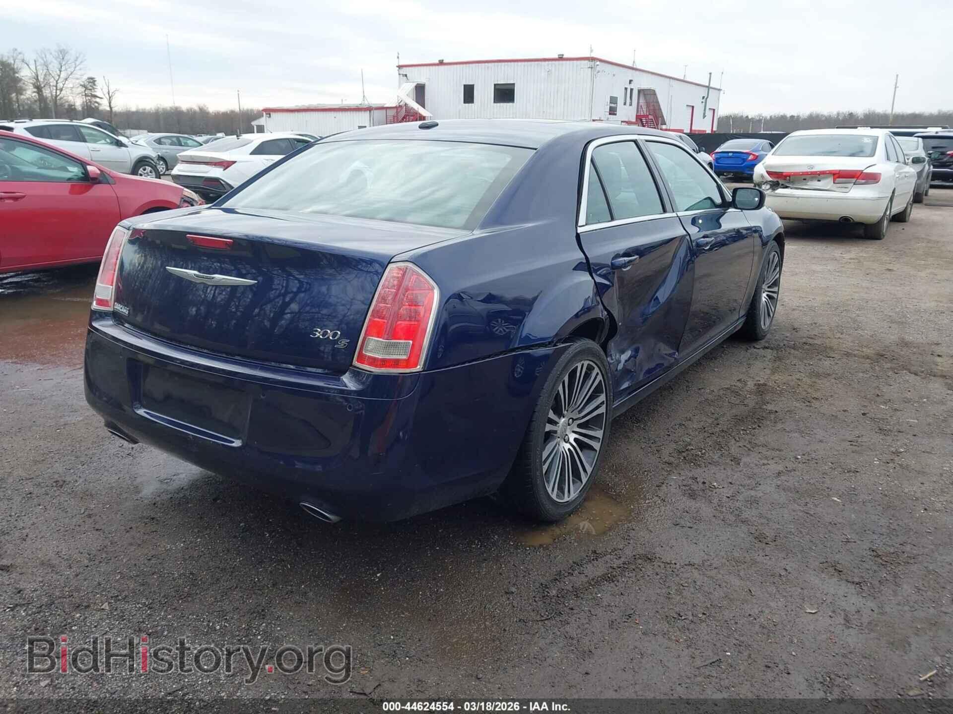 2014 CHRYSLER 300 - VIN: 2C3CCABG5EH182919 - Фото 4