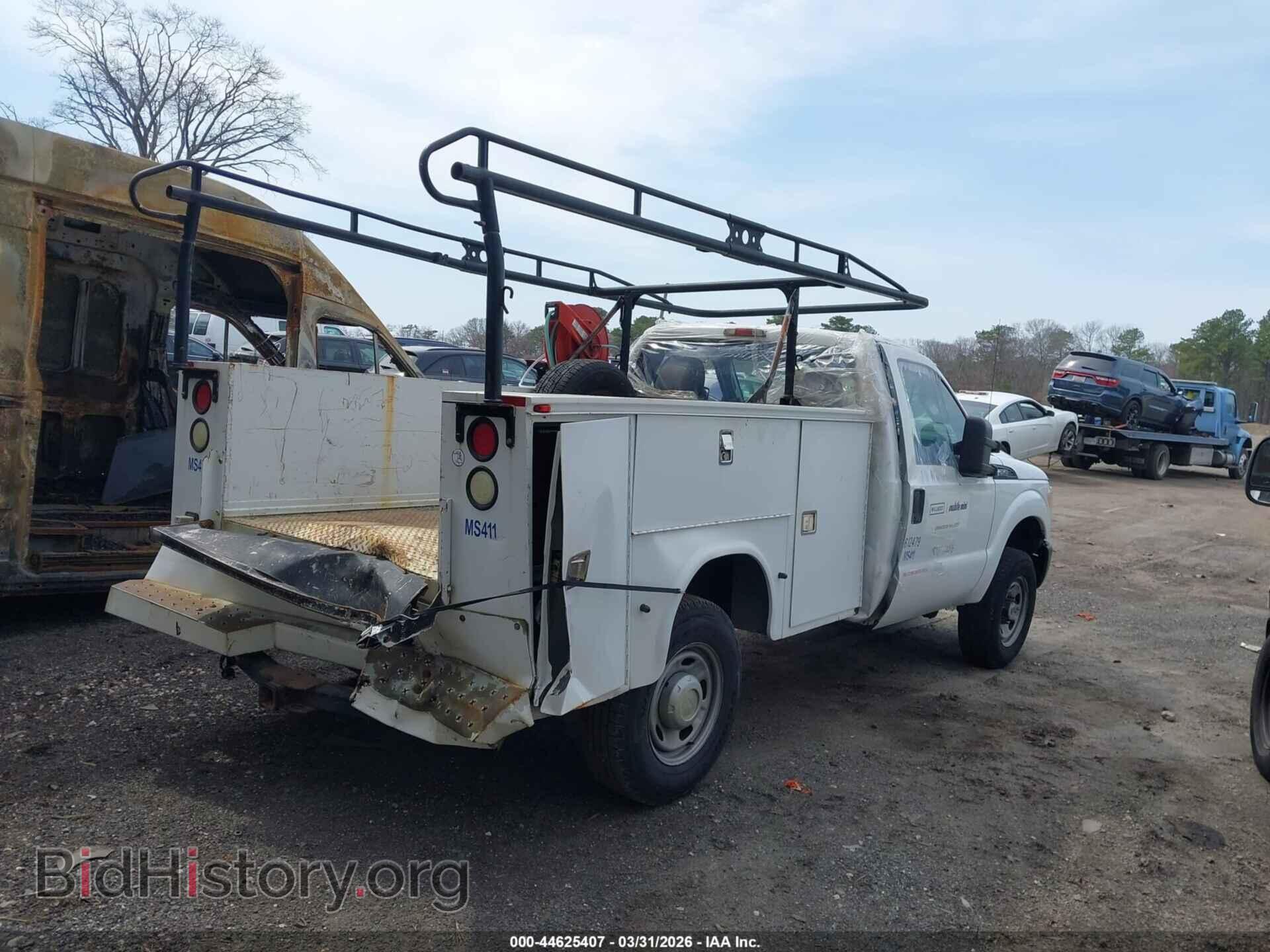 2011 FORD F-250 - VIN: 1FDBF2B60BEB54231 - Фото 4