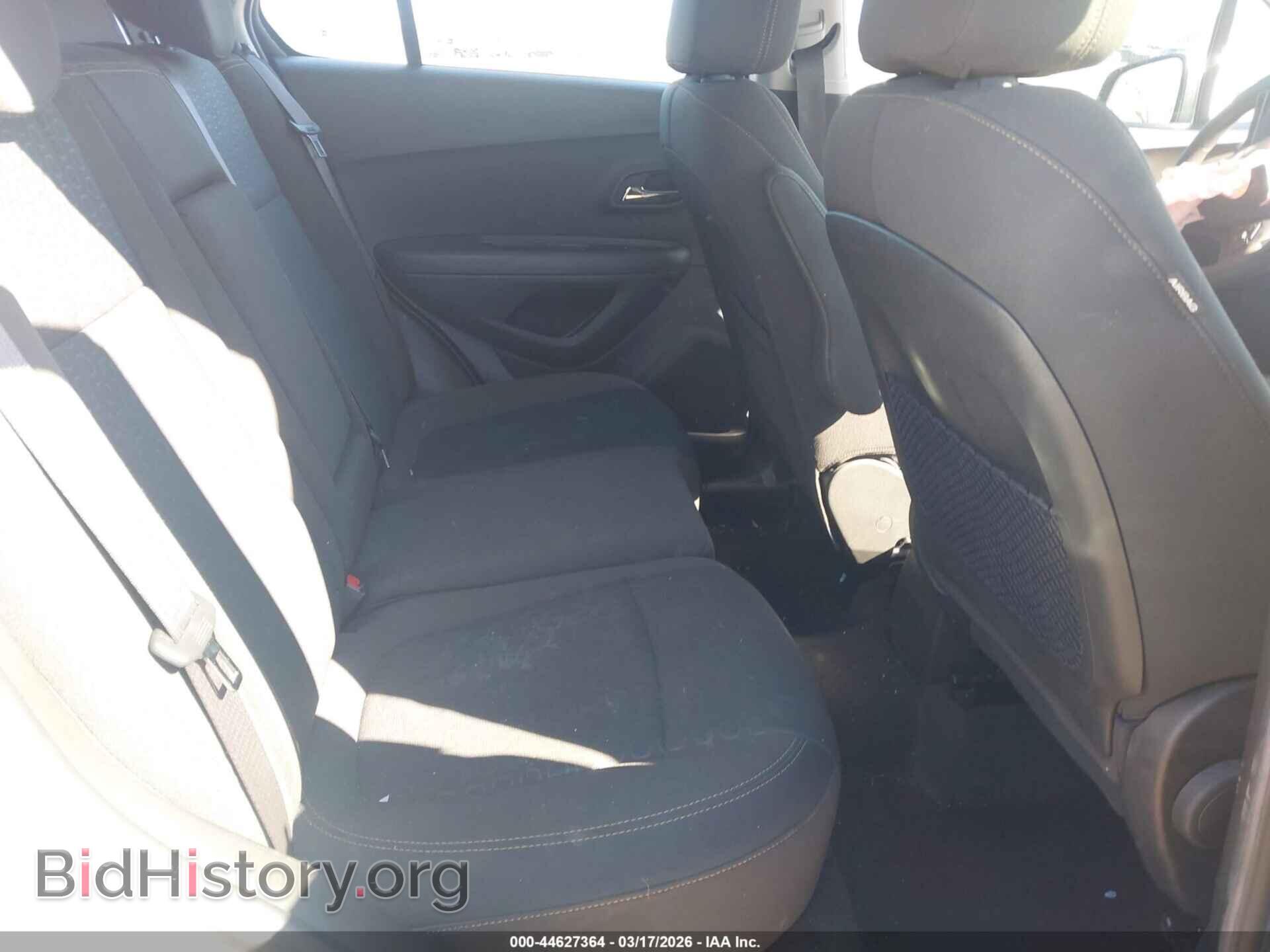2018 CHEVROLET TRAX - VIN: KL7CJKSB7JB647406 - Photo 8