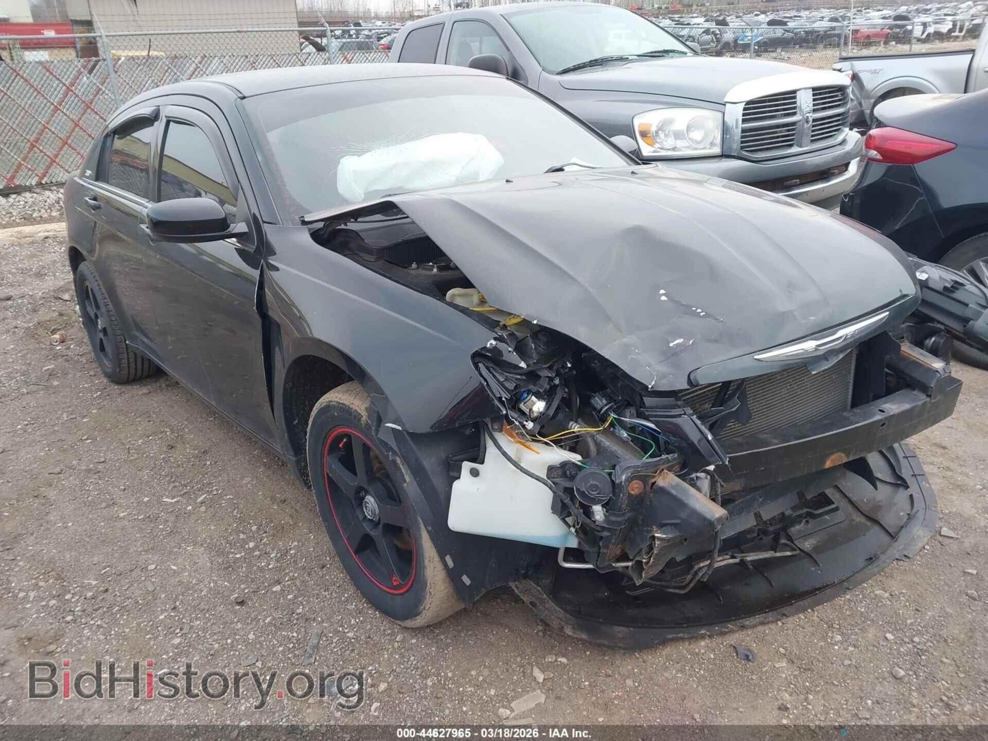 Photo 1C3BC1FB7BN604301 - CHRYSLER 200 2011
