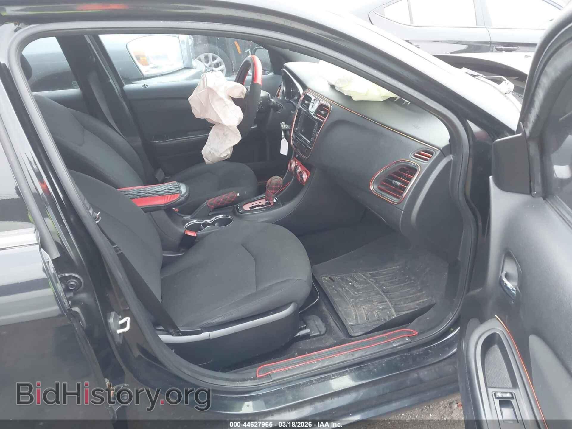2011 CHRYSLER 200 - VIN: 1C3BC1FB7BN604301 - Фото 5