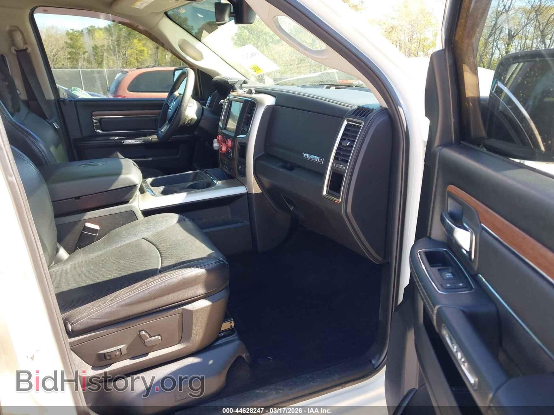 2017 RAM 1500 - VIN: 1C6RR7NT7HS516291 - Фото 5