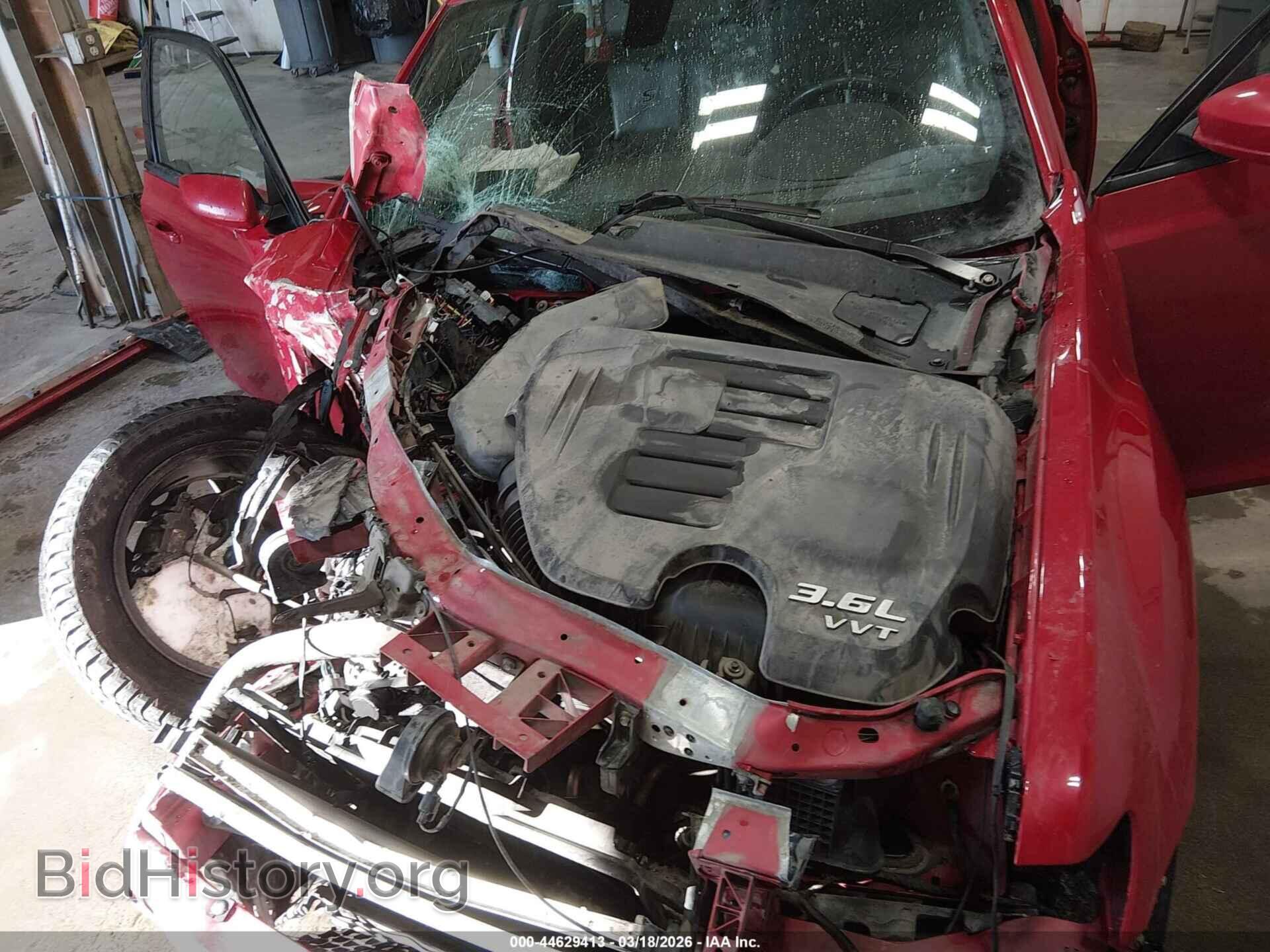 2017 CHRYSLER 300 - VIN: 2C3CCAGG1HH632014 - Фото 10
