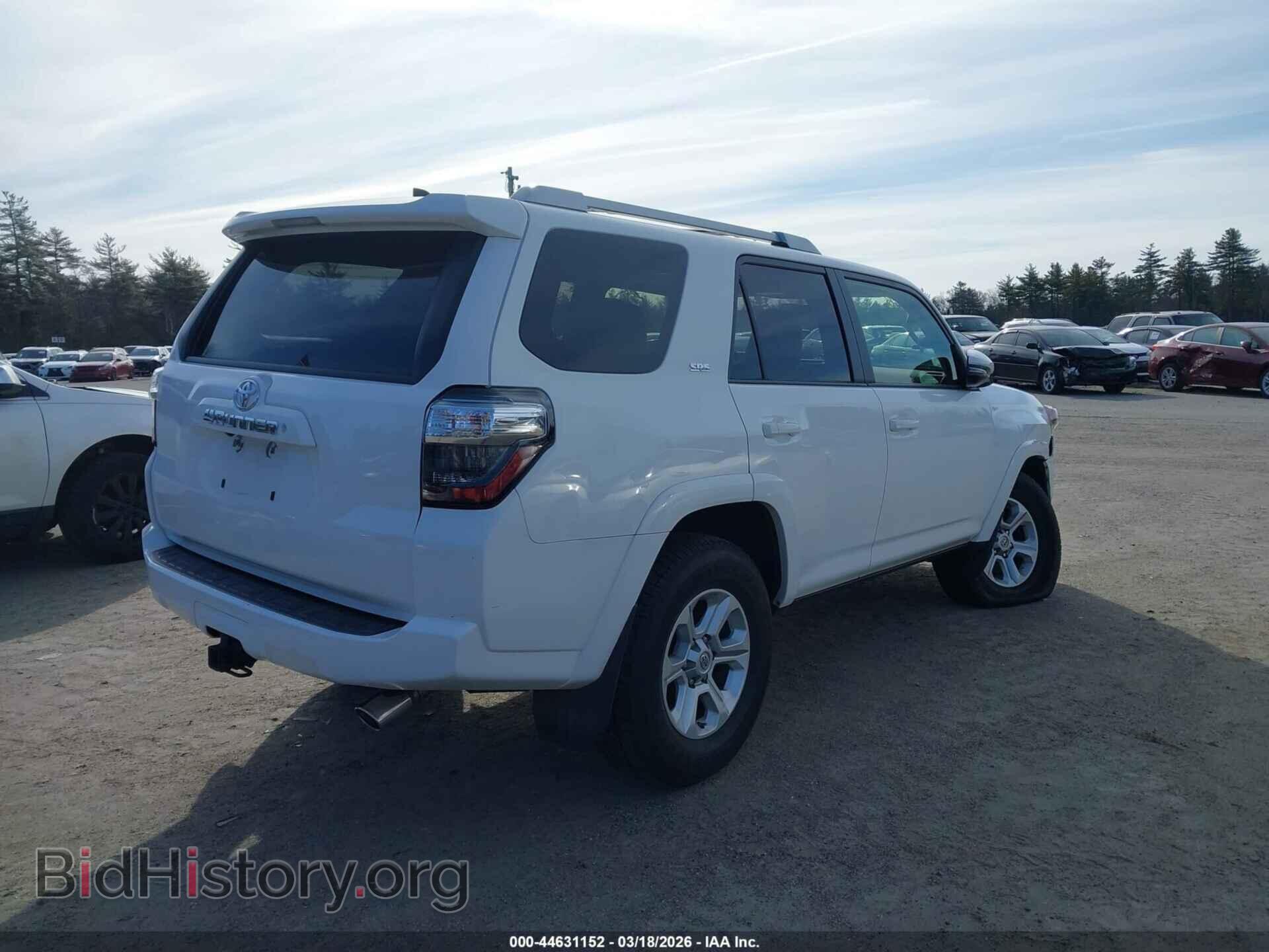 2017 TOYOTA 4RUNNER - VIN: JTEBU5JR4H5453832 - Фото 4