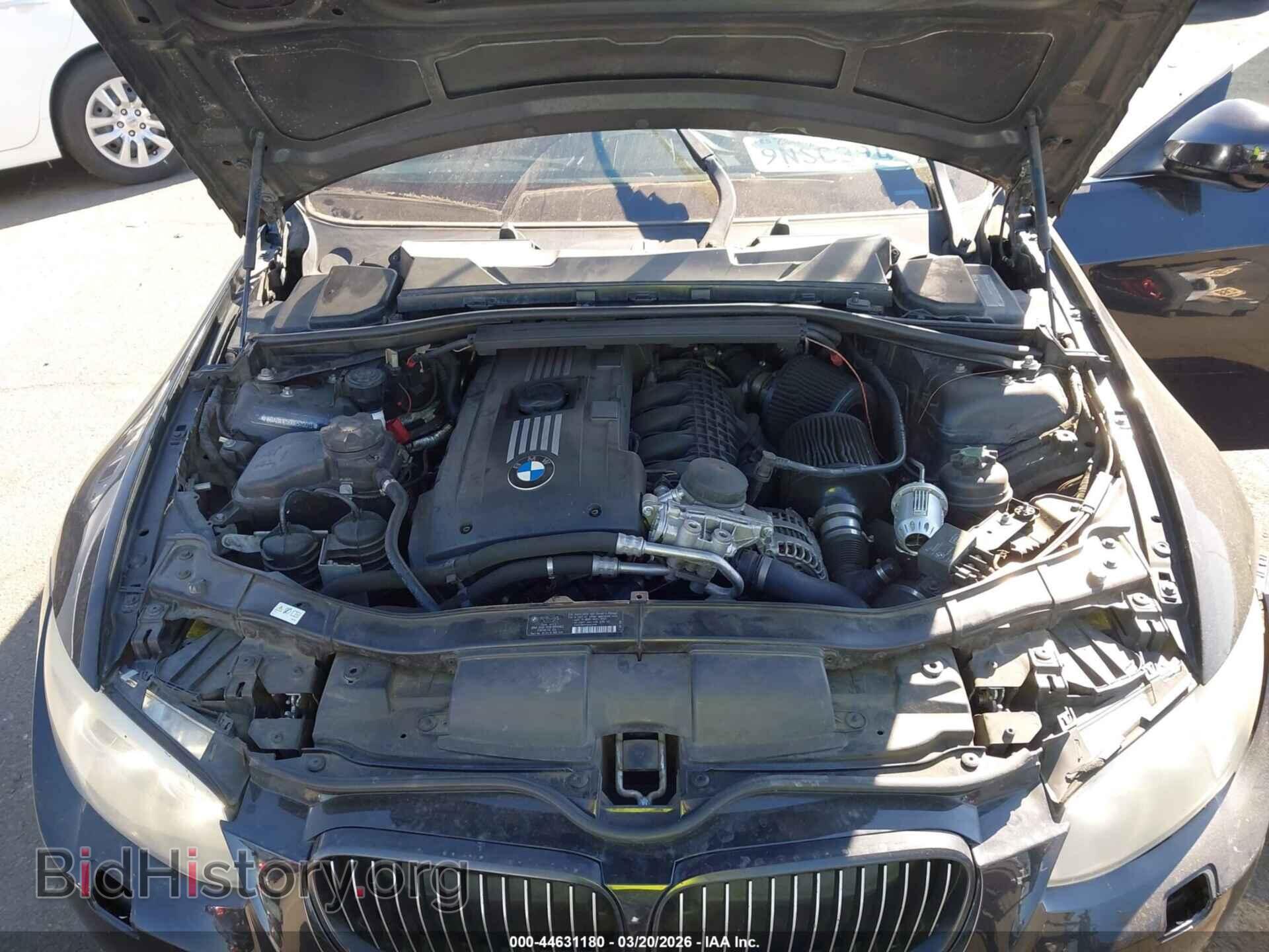 2011 BMW 335IS - VIN: WBADX1C50BE570013 - Фото 10