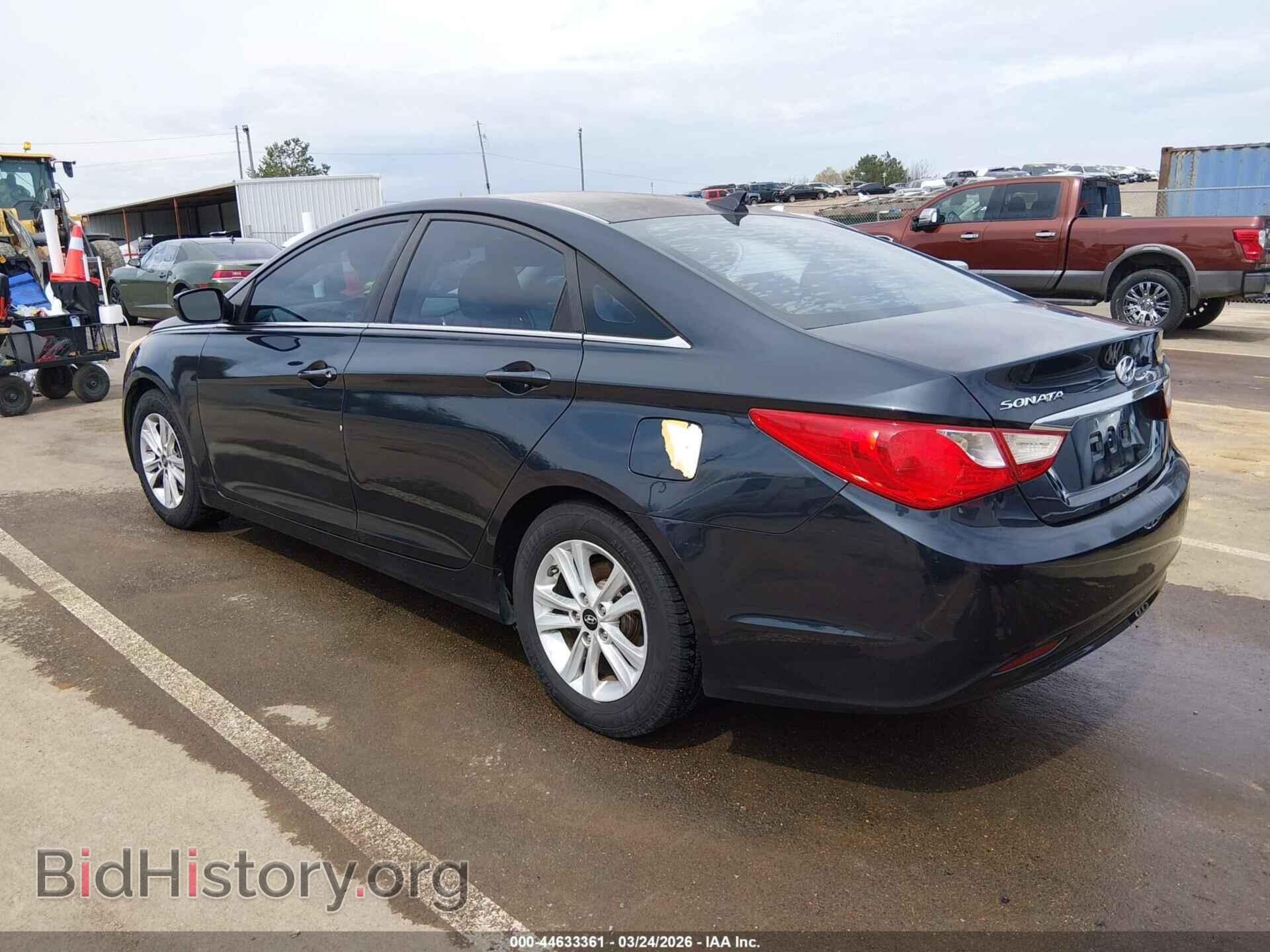 2013 HYUNDAI SONATA - VIN: 5NPEB4AC5DH585621 - Фото 3