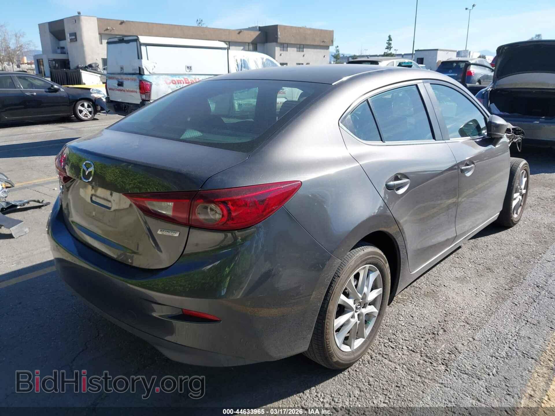 2017 MAZDA MAZDA3 - VIN: 3MZBN1U76HM109155 - Фото 4