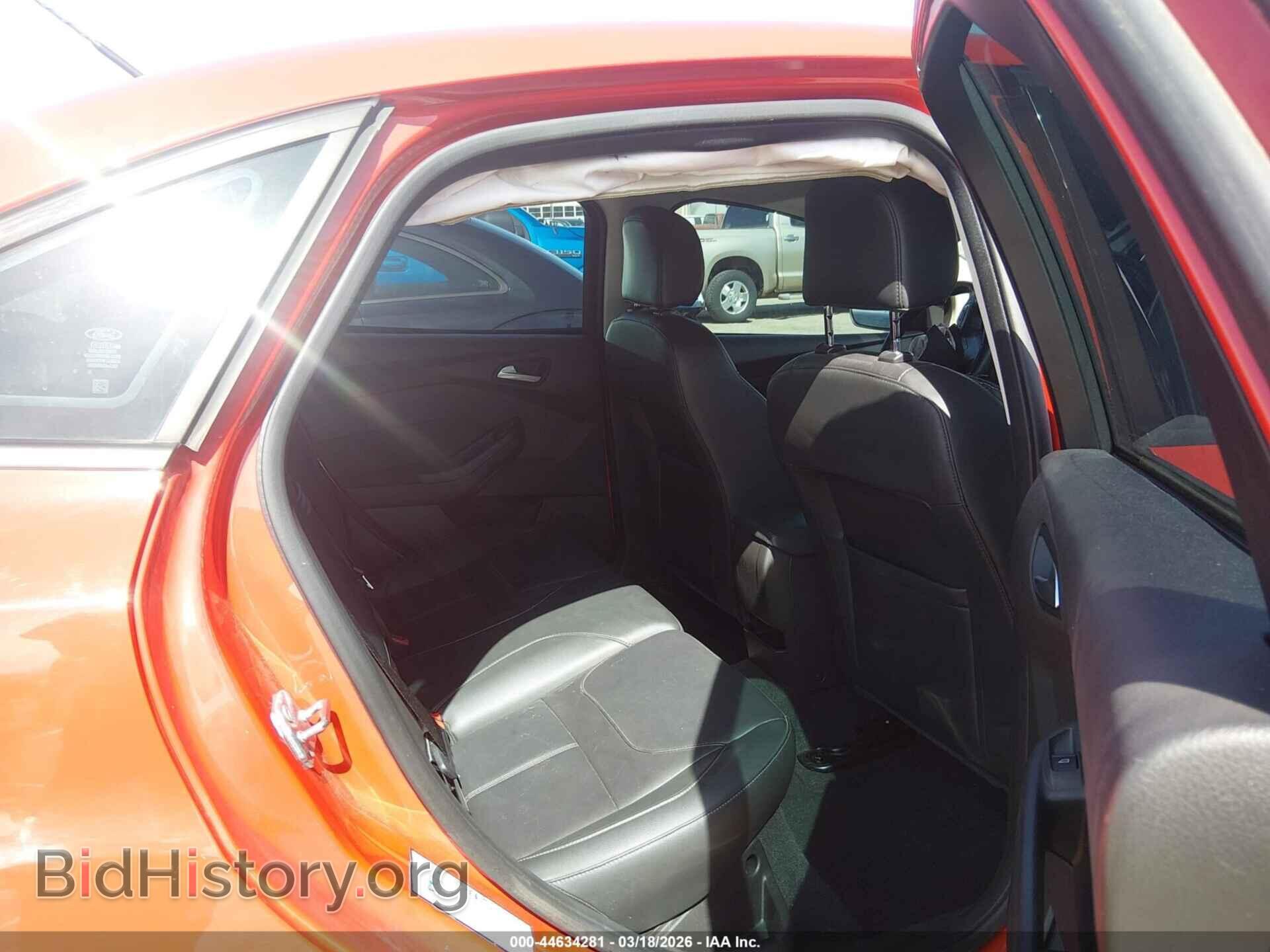 2016 FORD FOCUS - VIN: 1FADP3F2XGL326426 - Фото 8