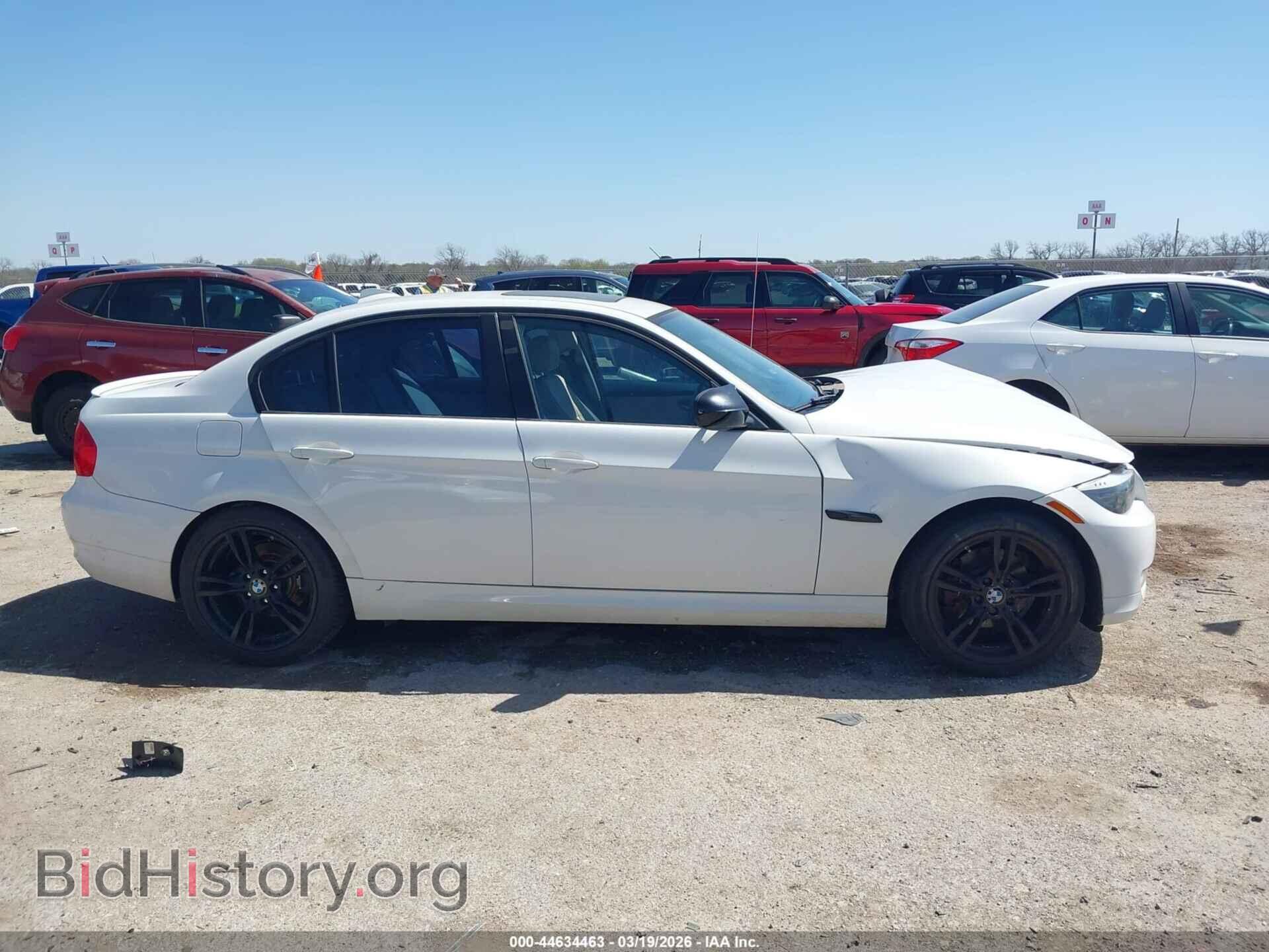 2010 BMW 328I - VIN: WBAPH7G52ANM50428 - Фото 12