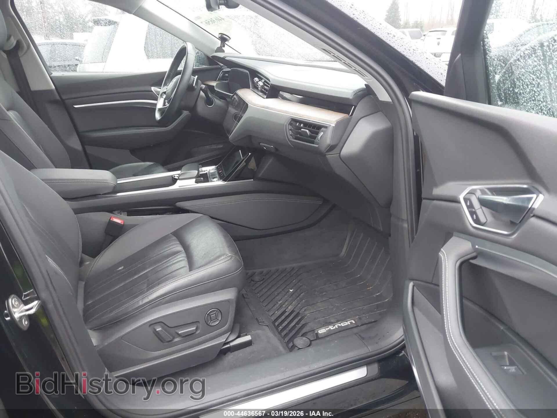 2019 AUDI E-TRON - VIN: WA1LAAGE0KB023068 - Фото 5