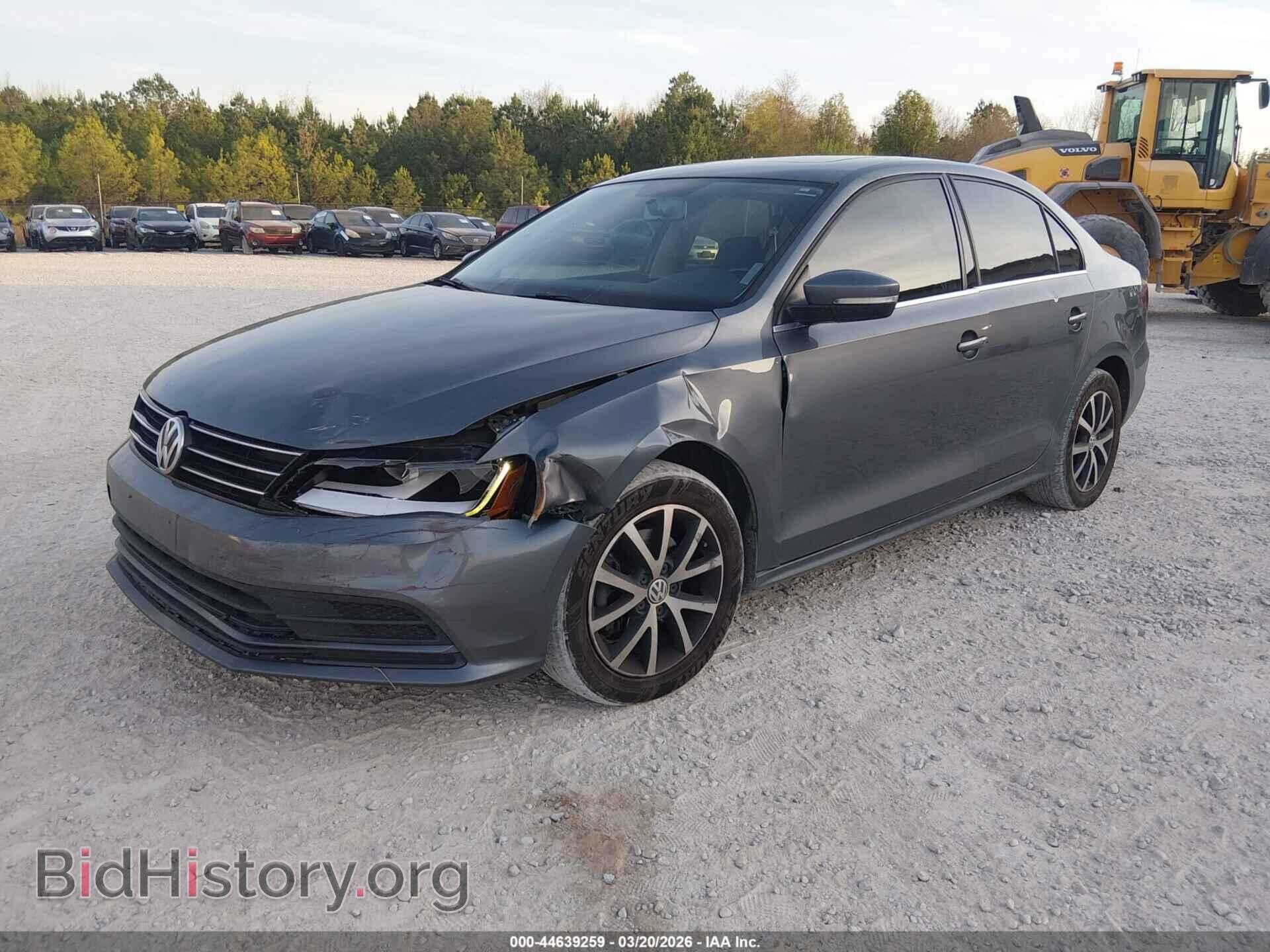2017 VOLKSWAGEN JETTA - VIN: 3VWDB7AJ7HM235738 - Фото 2