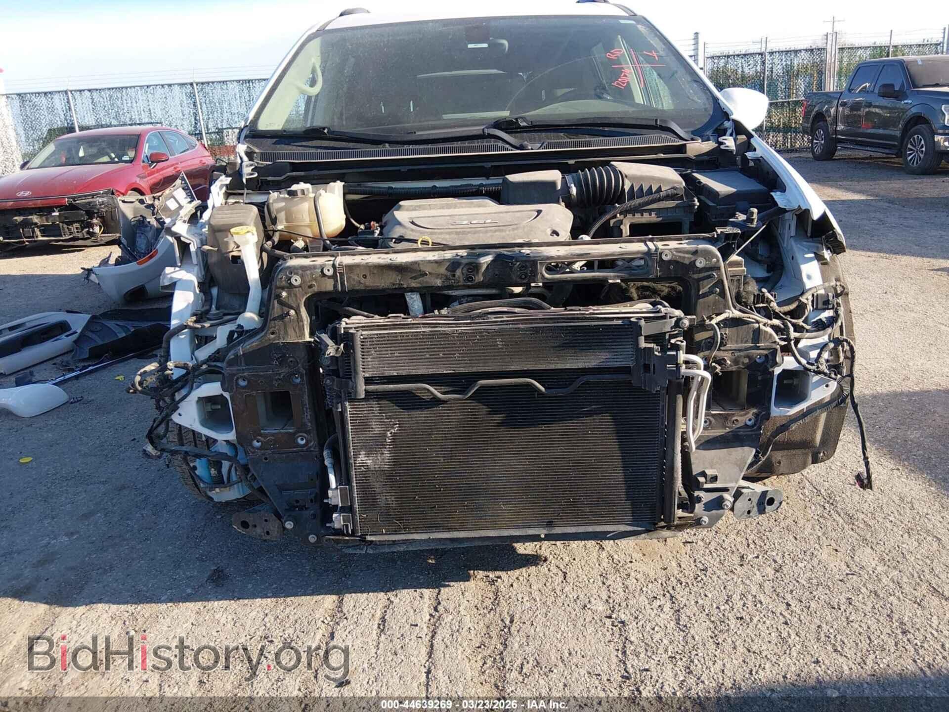 2017 CHRYSLER PACIFICA - VIN: 2C4RC1BG0HR540450 - Photo 5