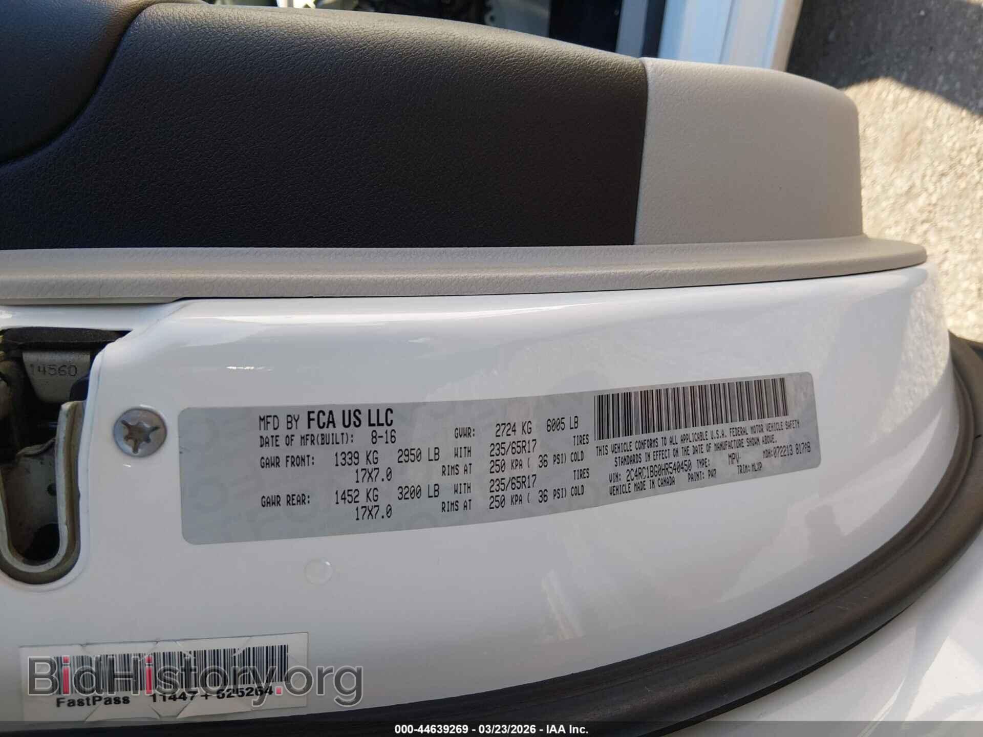 2017 CHRYSLER PACIFICA - VIN: 2C4RC1BG0HR540450 - Photo 8