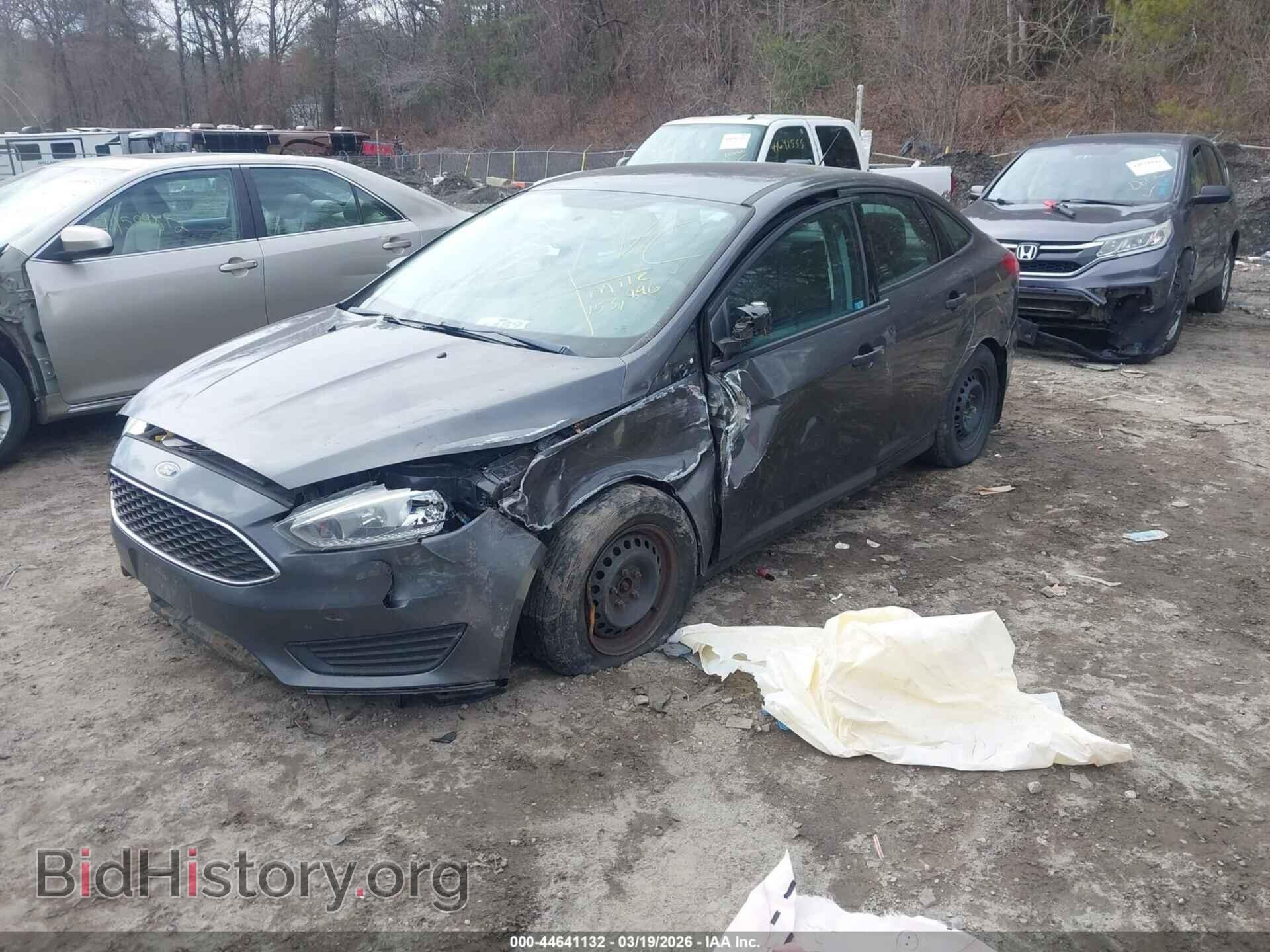 2016 FORD FOCUS - VIN: 1FADP3E24GL256410 - Фото 2