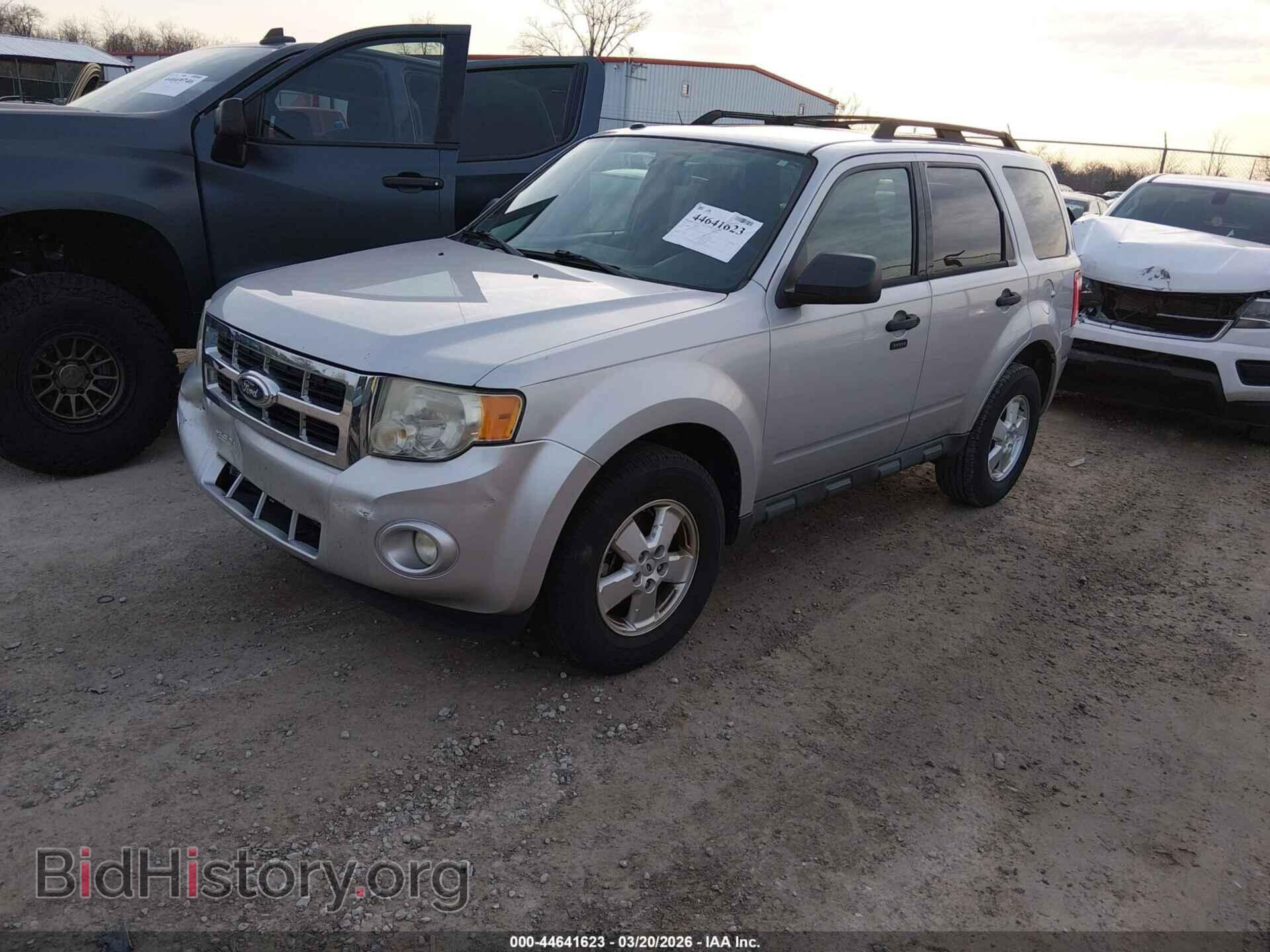 2011 FORD ESCAPE - VIN: 1FMCU0DG6BKB22714 - Фото 2