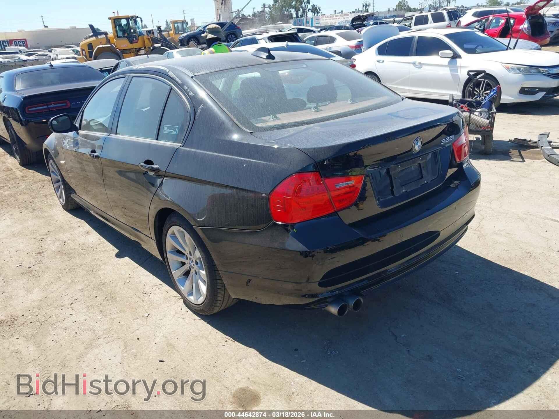 2011 BMW 328I - VIN: WBAPH5G59BNM76613 - Фото 3