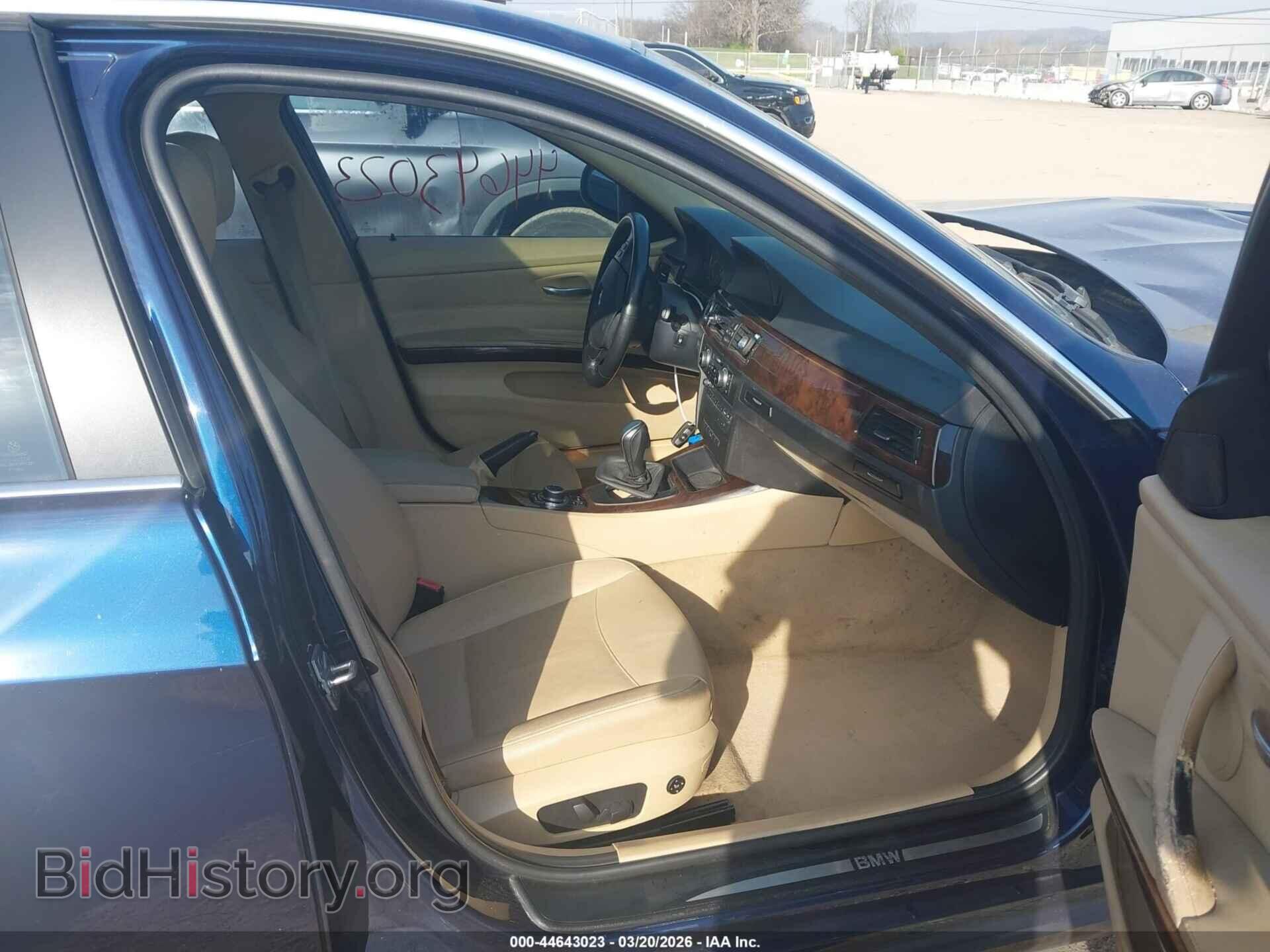 2011 BMW 335I - VIN: WBAPL5C52BA918708 - Фото 5