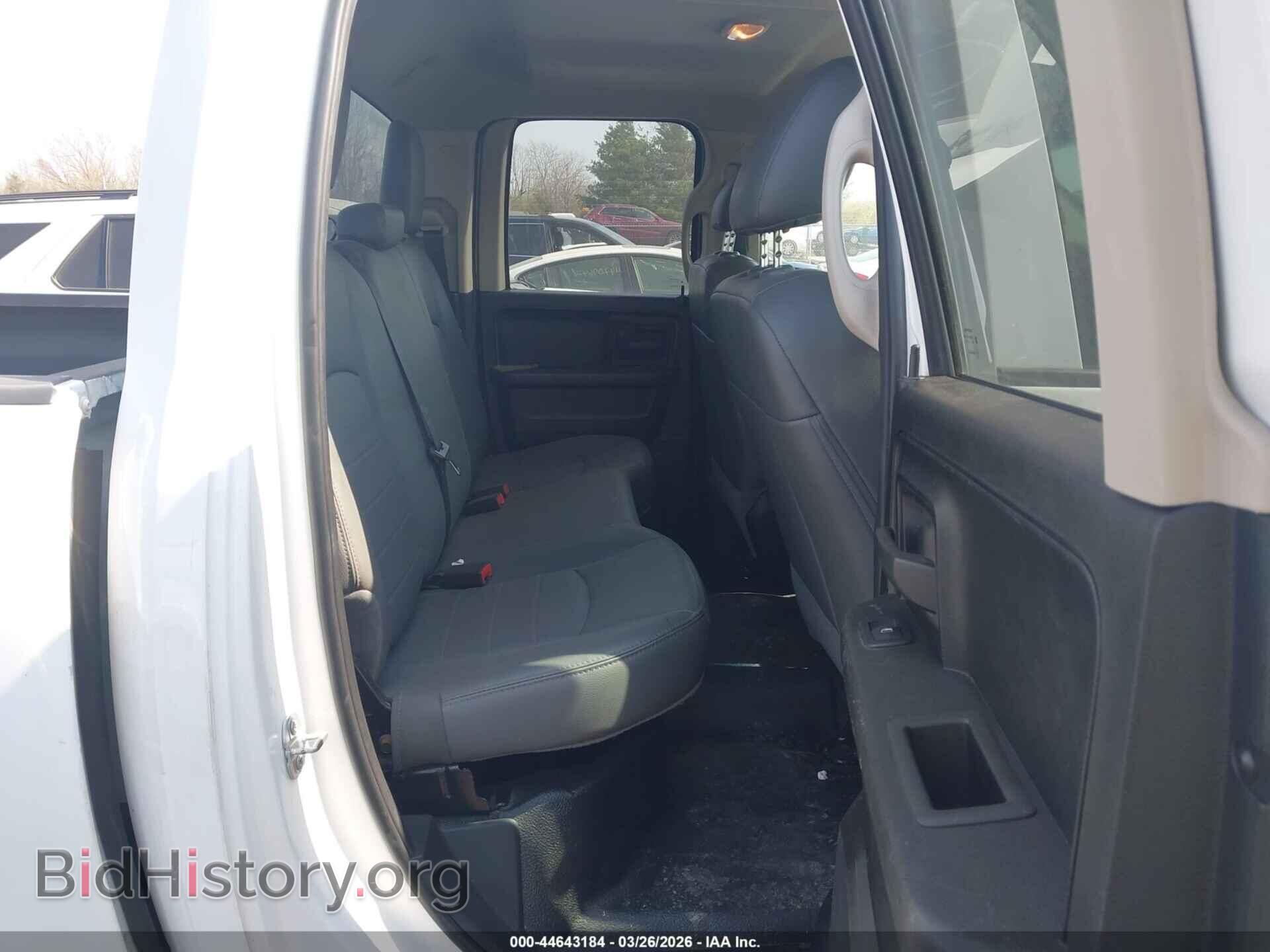 2018 RAM 1500 - VIN: 1C6RR7FT0JS209789 - Фото 8