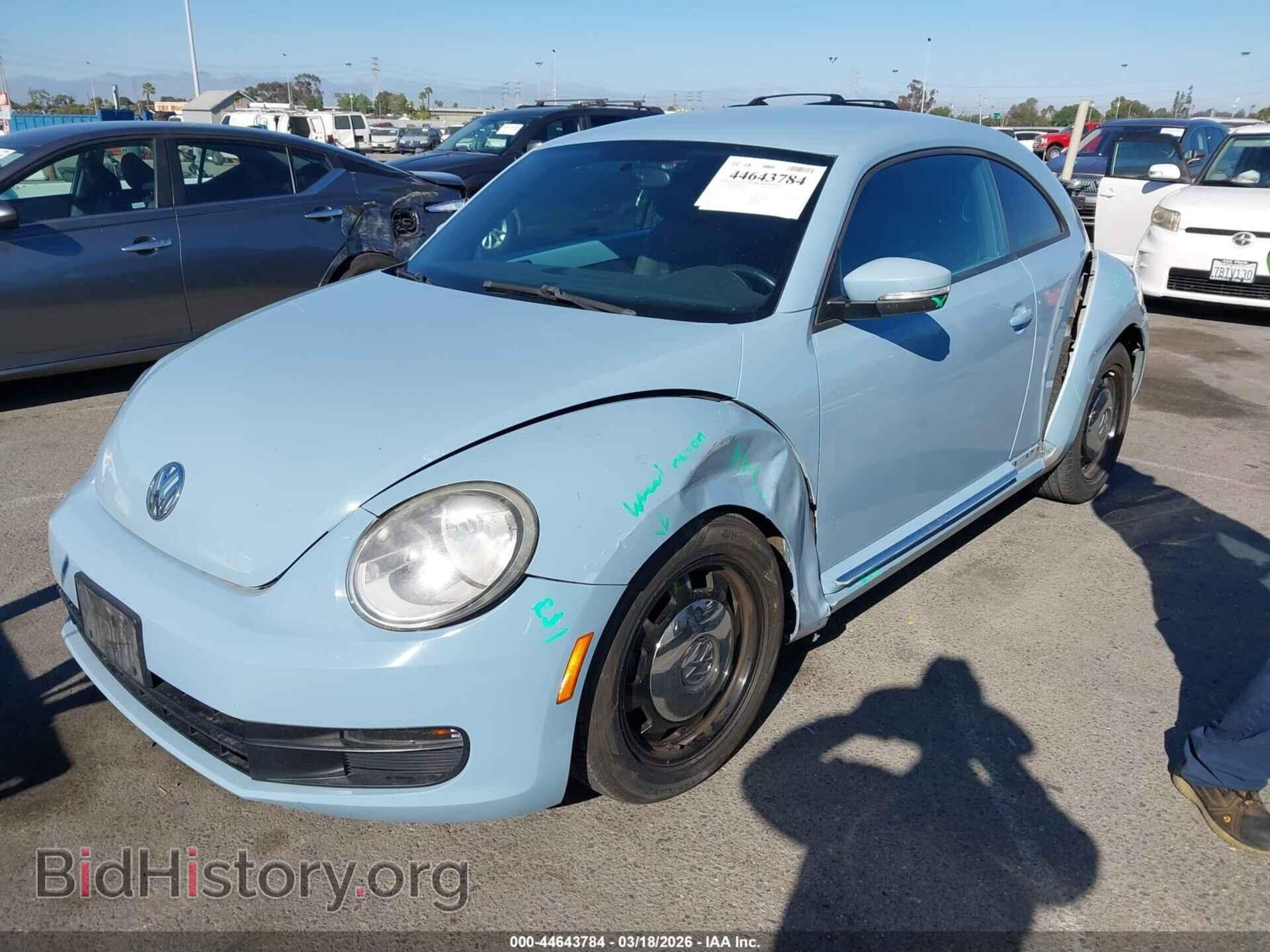 2012 VOLKSWAGEN BEETLE - VIN: 3VWJP7AT8CM659606 - Фото 2