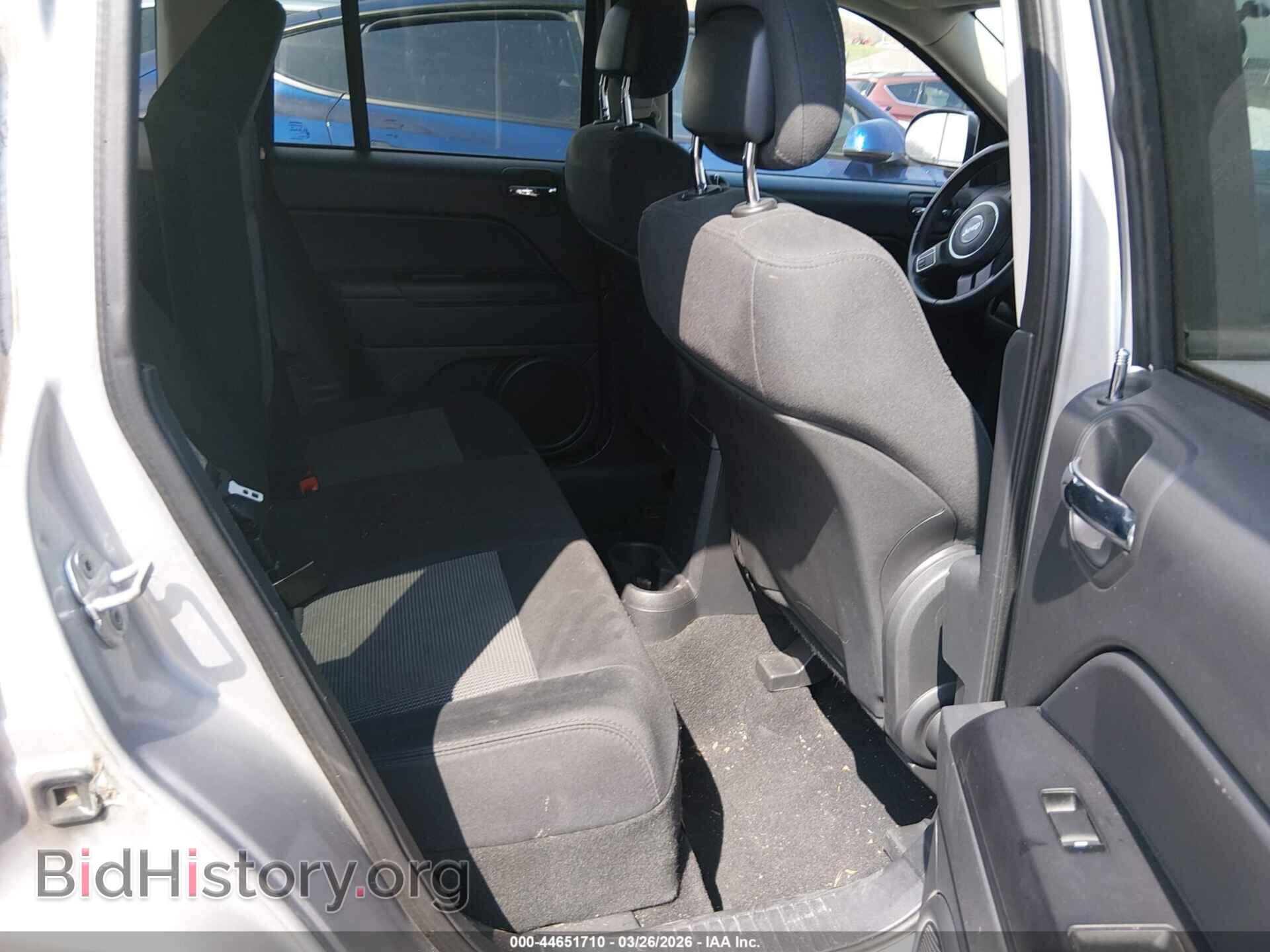 2011 JEEP COMPASS - VIN: 1J4NF1FB8BD278525 - Photo 8