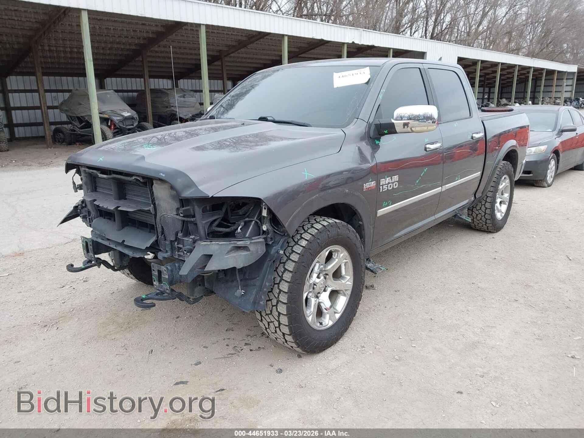 2017 RAM 1500 - VIN: 1C6RR7NT1HS587406 - Фото 2