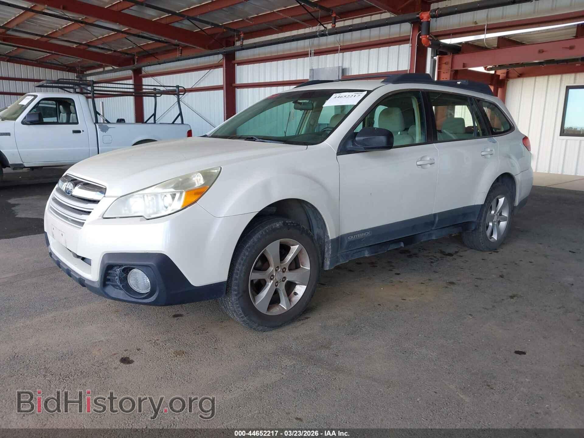 2014 SUBARU OUTBACK - VIN: 4S4BRBAC4E3302900 - Фото 2