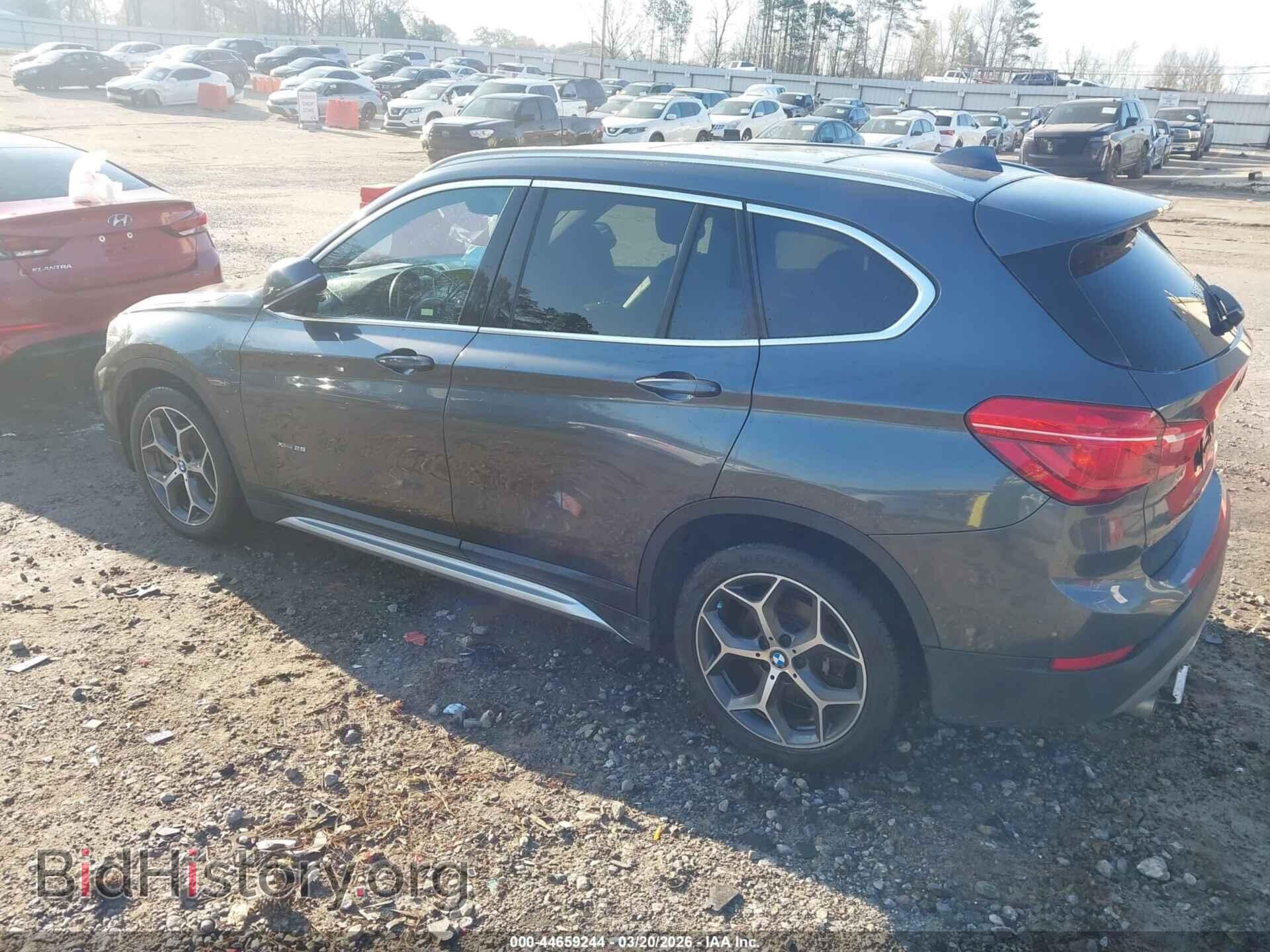 2016 BMW X1 - VIN: WBXHT3C33G5E55638 - Фото 3