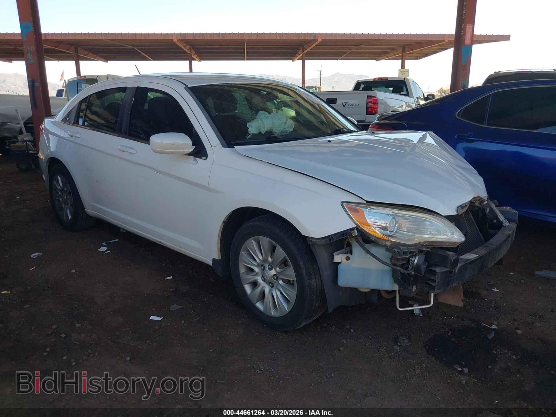 Photo 1C3BC4FB7BN618782 - CHRYSLER 200 2011