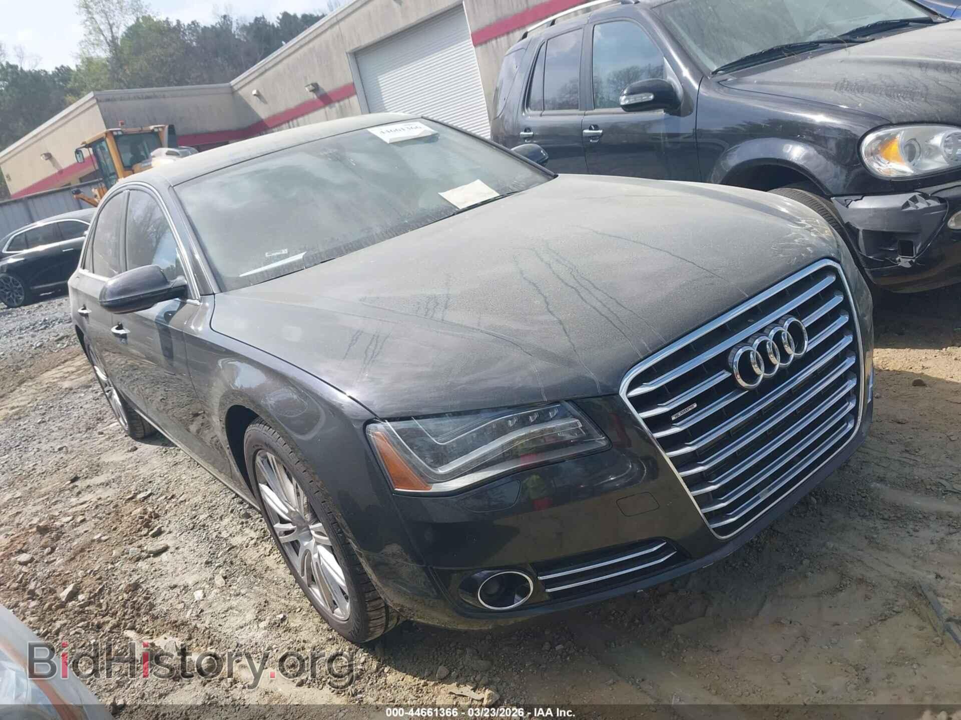 Фотография WAUAVAFD0BN000752 - AUDI A8 2011