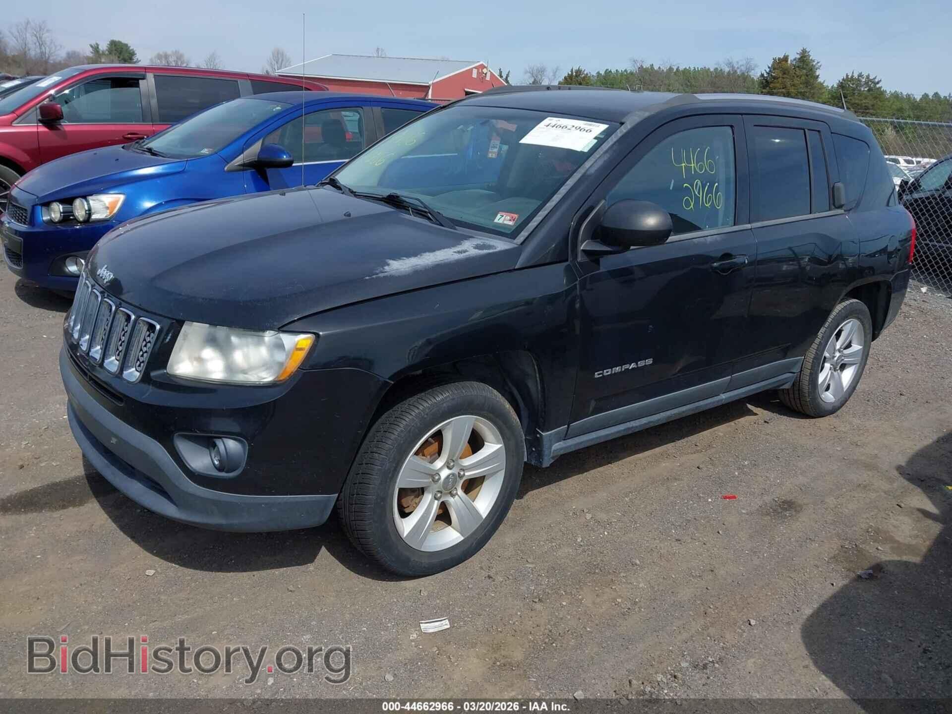 2013 JEEP COMPASS - VIN: 1C4NJCBB3DD235140 - Фото 2