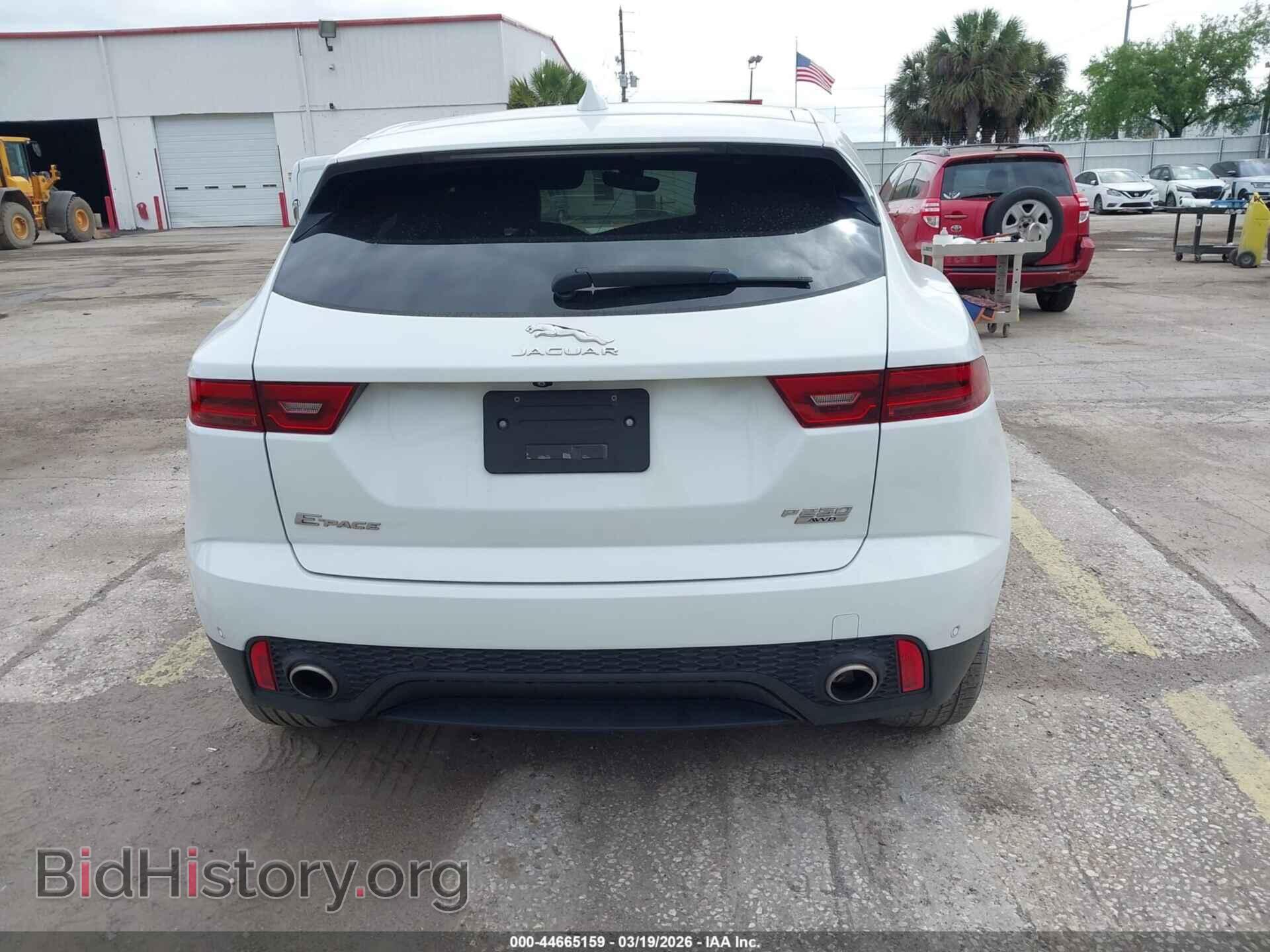 2018 JAGUAR E-PACE - VIN: SADFP2FX9J1Z24815 - Фото 16