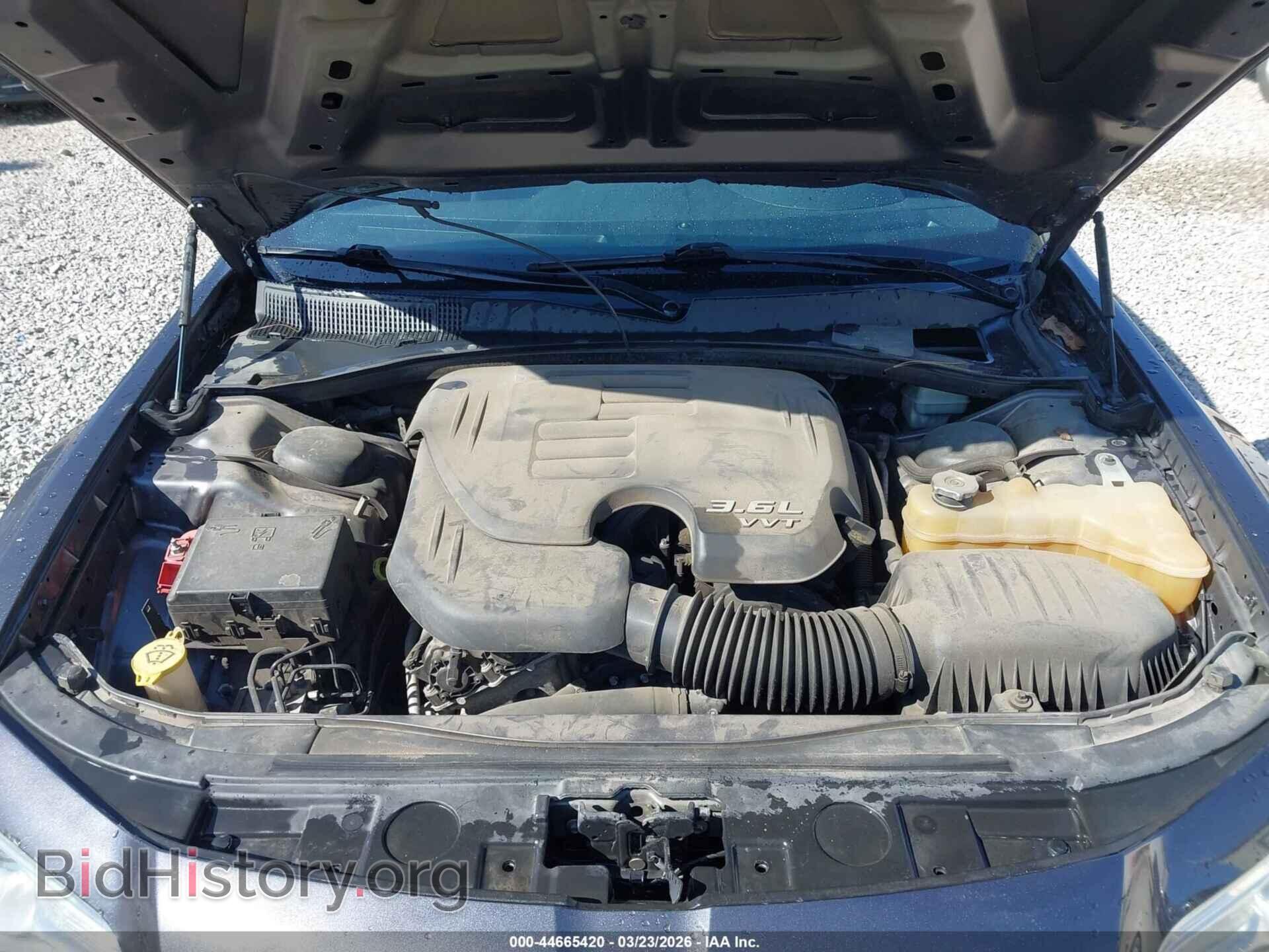 2013 CHRYSLER 300 - VIN: 2C3CCAAG3DH603505 - Фото 10