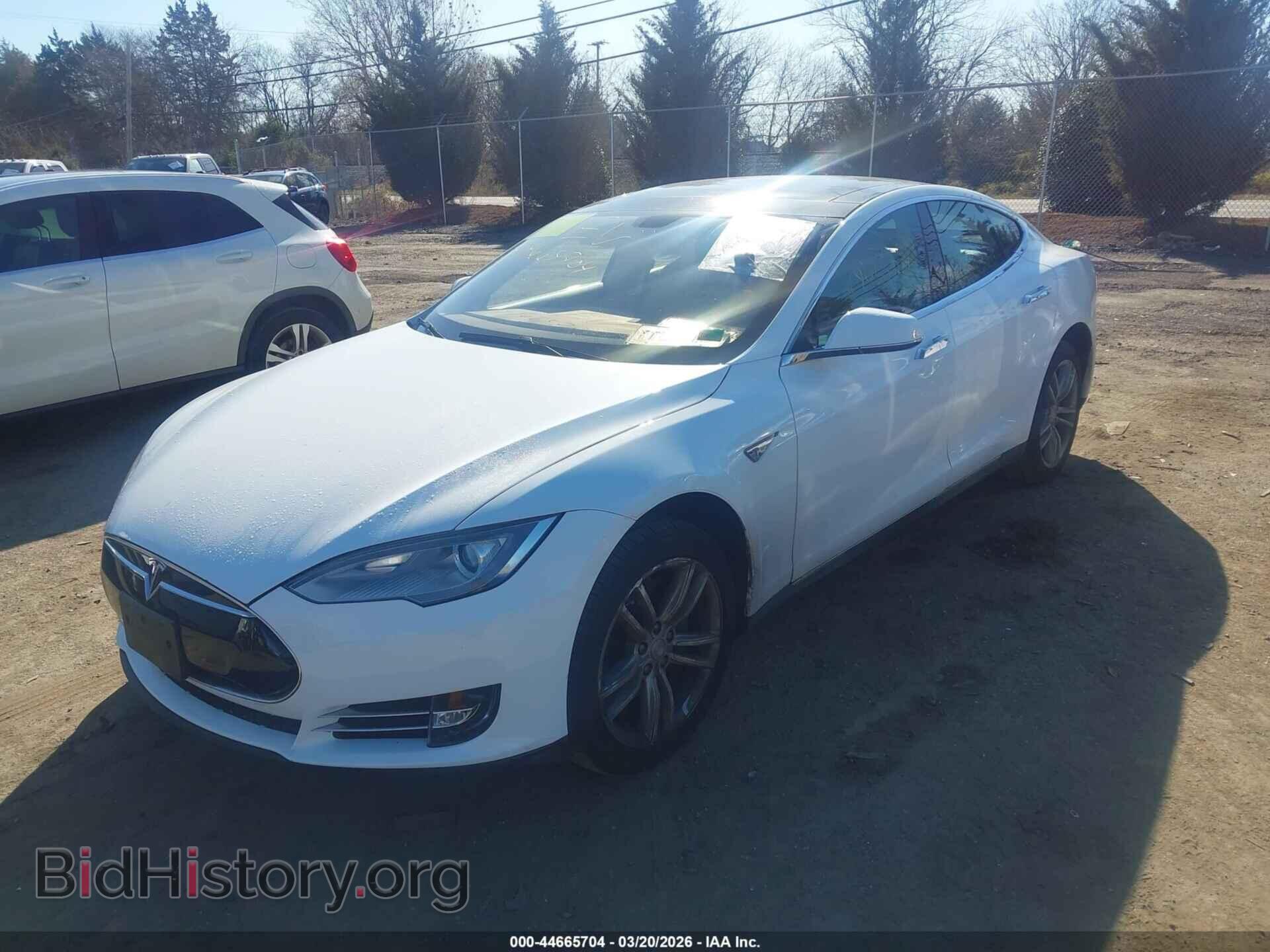 2013 TESLA MODEL S - VIN: 5YJSA1CG2DFP08293 - Фото 2