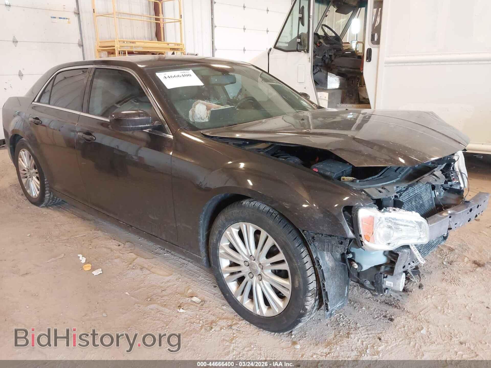Фотография 2C3CCARG2DH711778 - CHRYSLER 300 2013