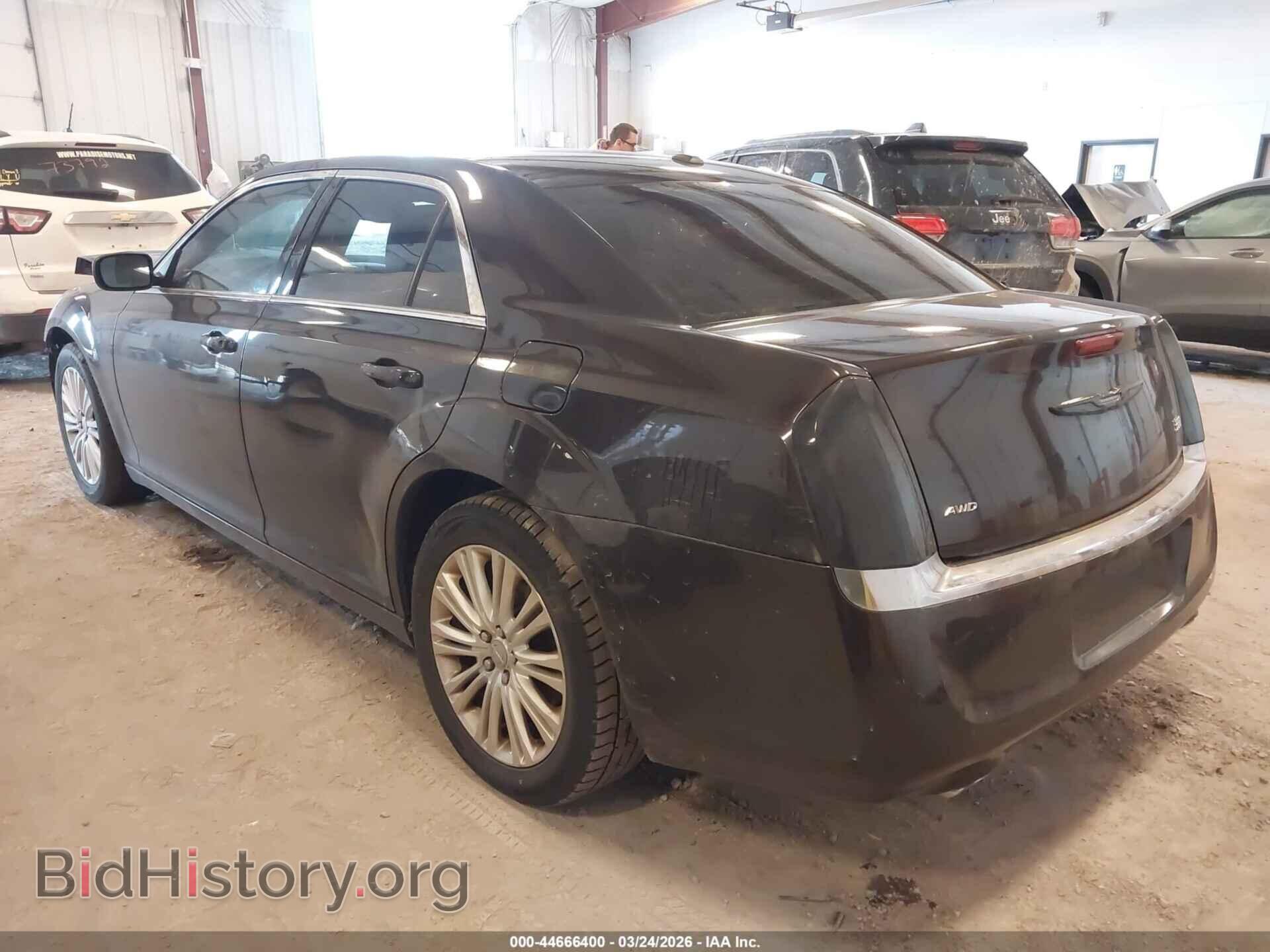 2013 CHRYSLER 300 - VIN: 2C3CCARG2DH711778 - Фото 3