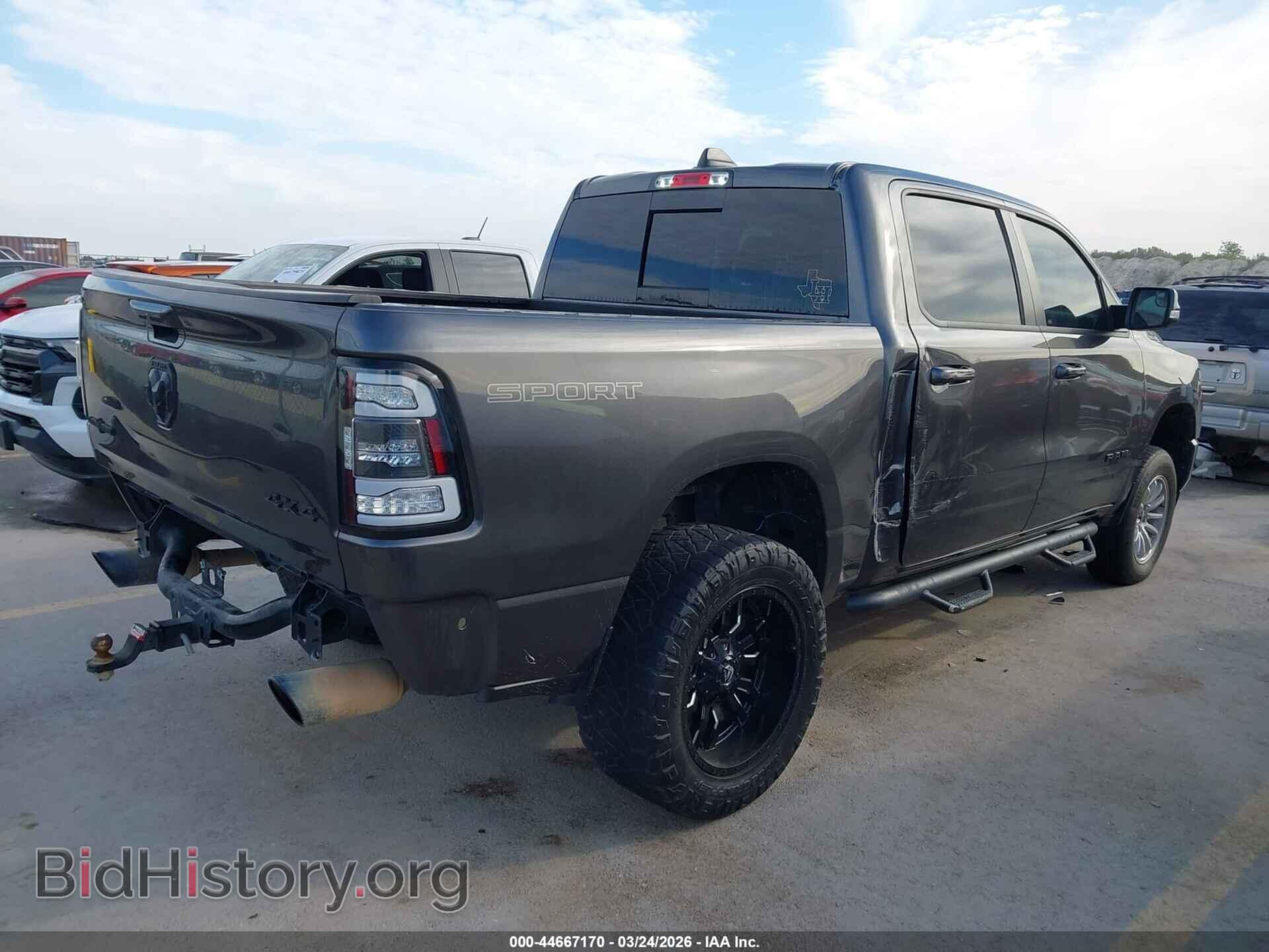 2020 RAM 1500 - VIN: 1C6SRFFT8LN417772 - Фото 4