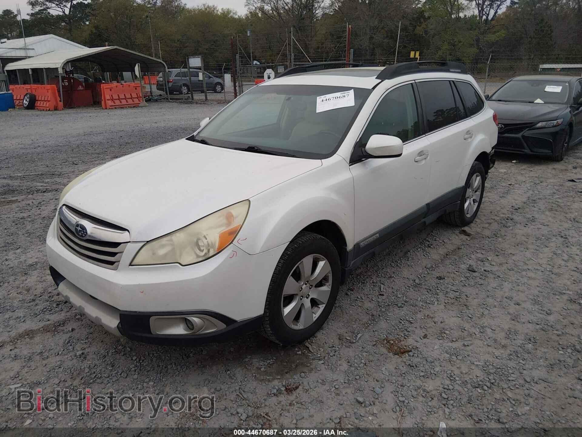 2011 SUBARU OUTBACK - VIN: 4S4BRDLC2B2347442 - Фото 2