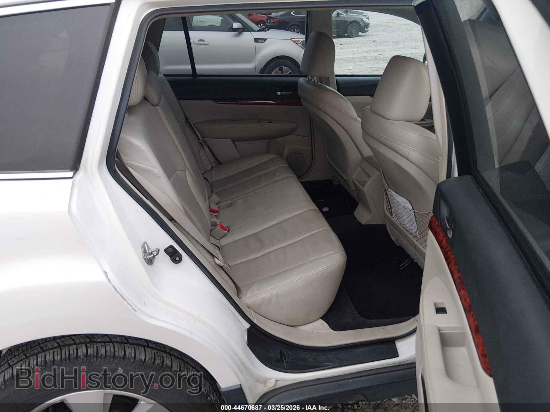 2011 SUBARU OUTBACK - VIN: 4S4BRDLC2B2347442 - Фото 8