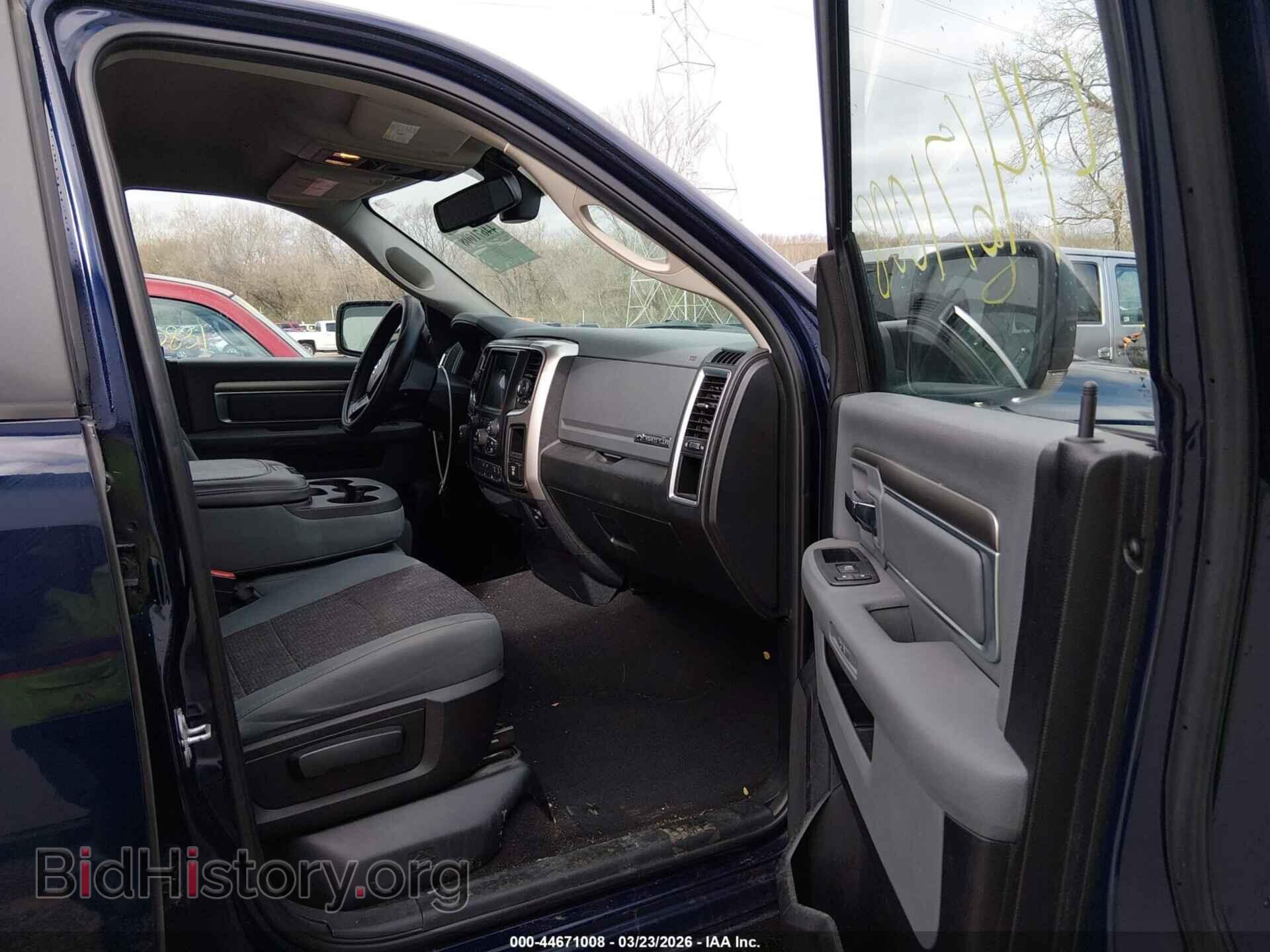 2018 RAM 1500 - VIN: 1C6RR7GGXJS311733 - Фото 5